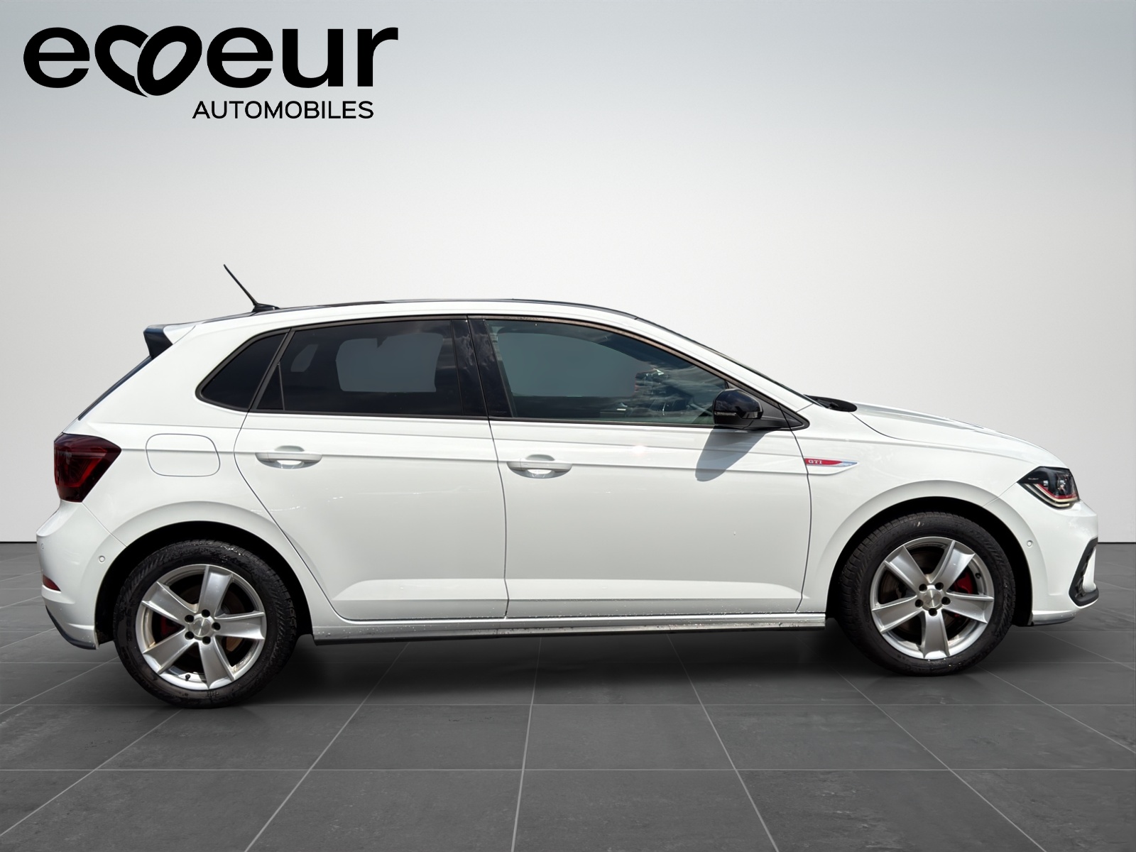 VW Polo 2.0 TSI GTI DSG-image-6