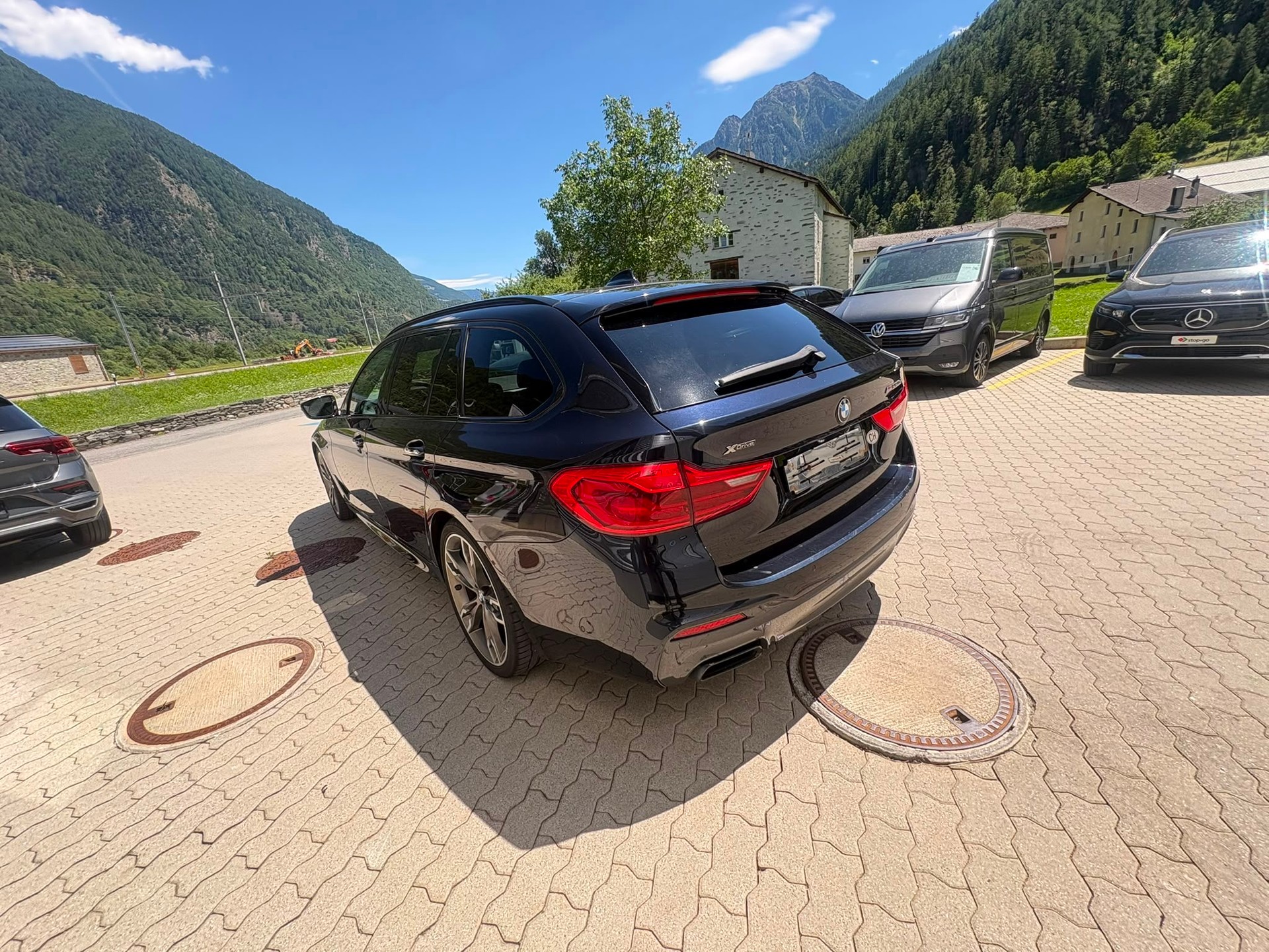 BMW M550d xDrive Touring Steptronic-image-3