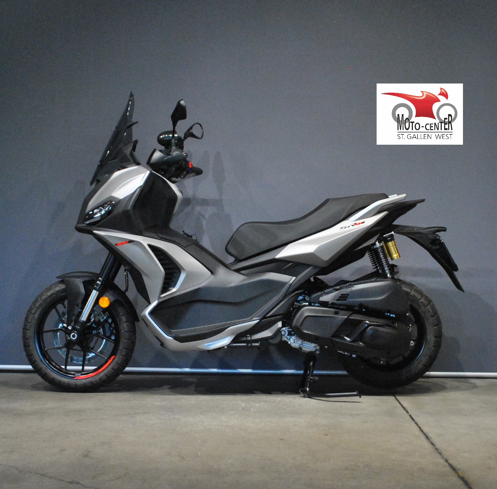 APRILIA SR 400 GT-showroom-element-2