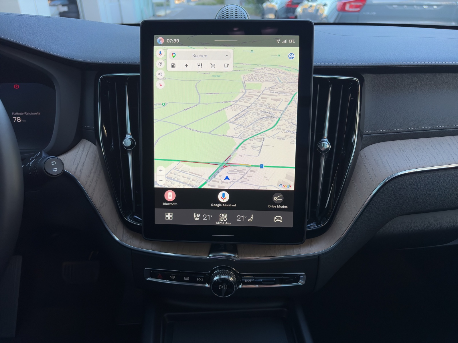 VOLVO XC60 2.0 T8 TE Ultra Dark eAWD-image-14