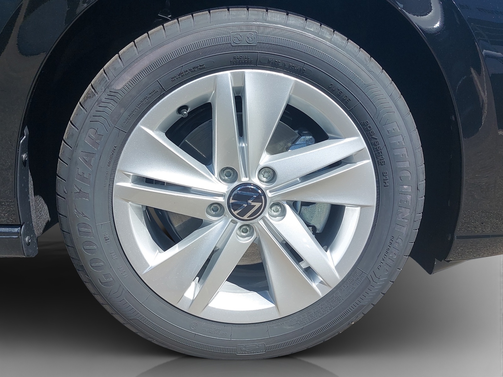 VW Golf 1.5 e TSI mHEV Value DSG-image-13