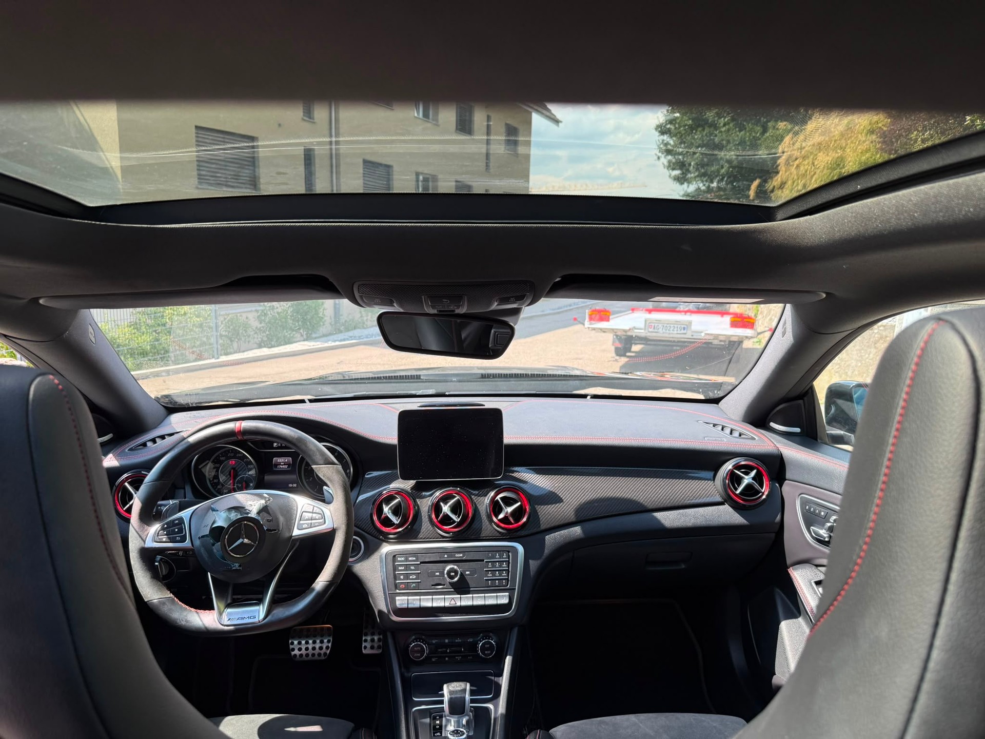 MERCEDES-BENZ CLA 45 AMG 4Matic Speedshift-image-13