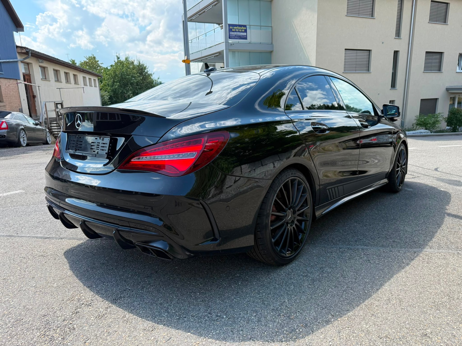 MERCEDES-BENZ CLA 45 AMG 4Matic Speedshift-image-4