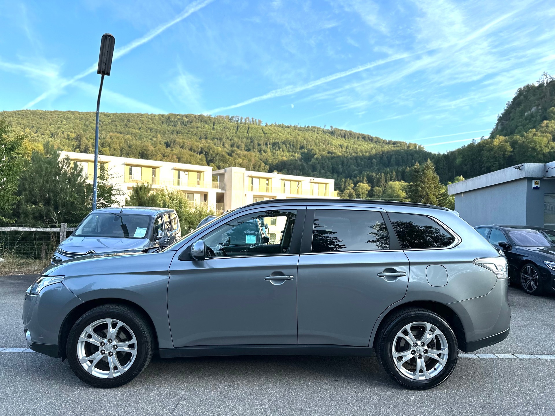 MITSUBISHI Outlander 2.0 Navigator CVT-image-3