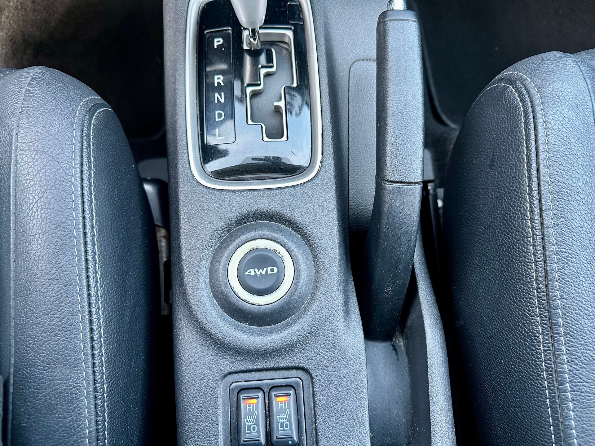 MITSUBISHI Outlander 2.0 Navigator CVT-image-18