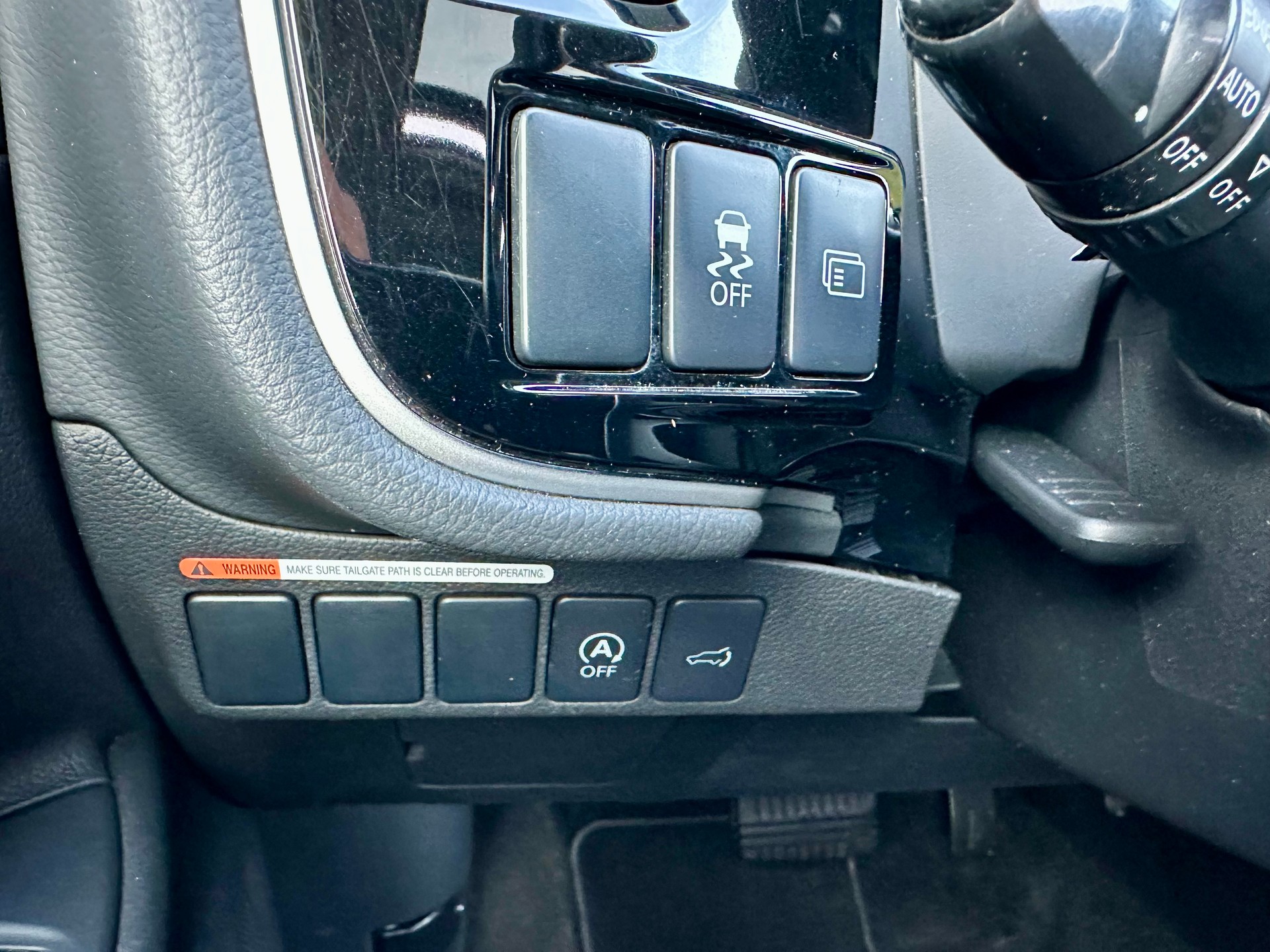 MITSUBISHI Outlander 2.0 Navigator CVT-image-22