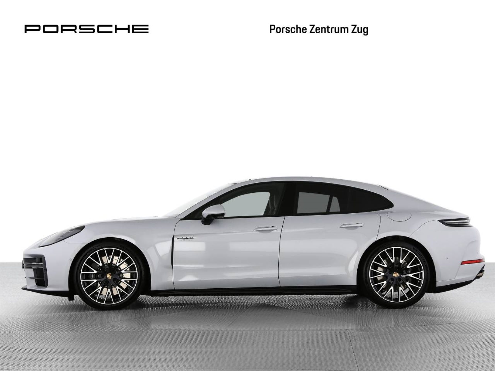 PORSCHE Panamera 4S E-Hybrid-image-2
