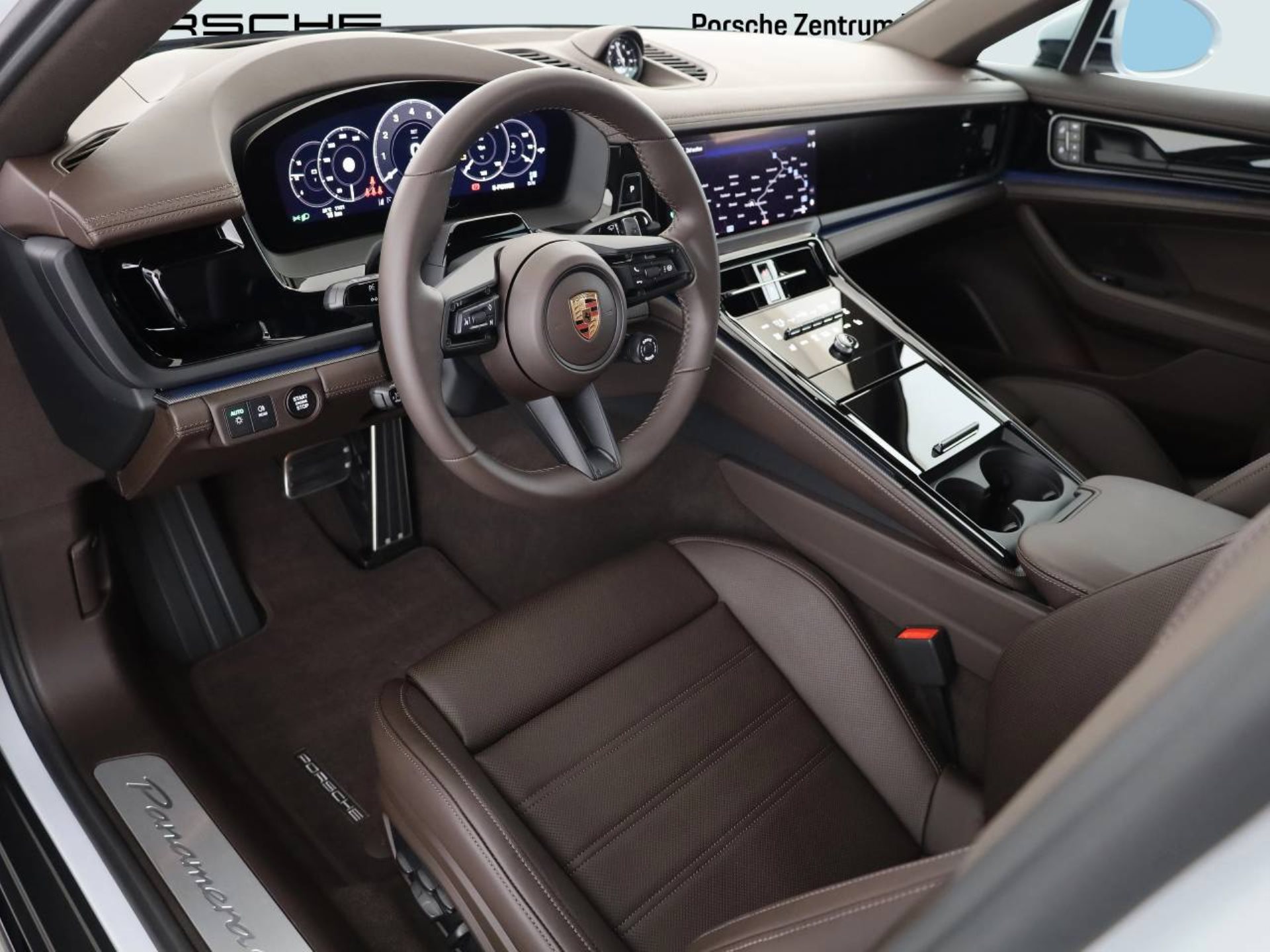 PORSCHE Panamera 4S E-Hybrid-image-3