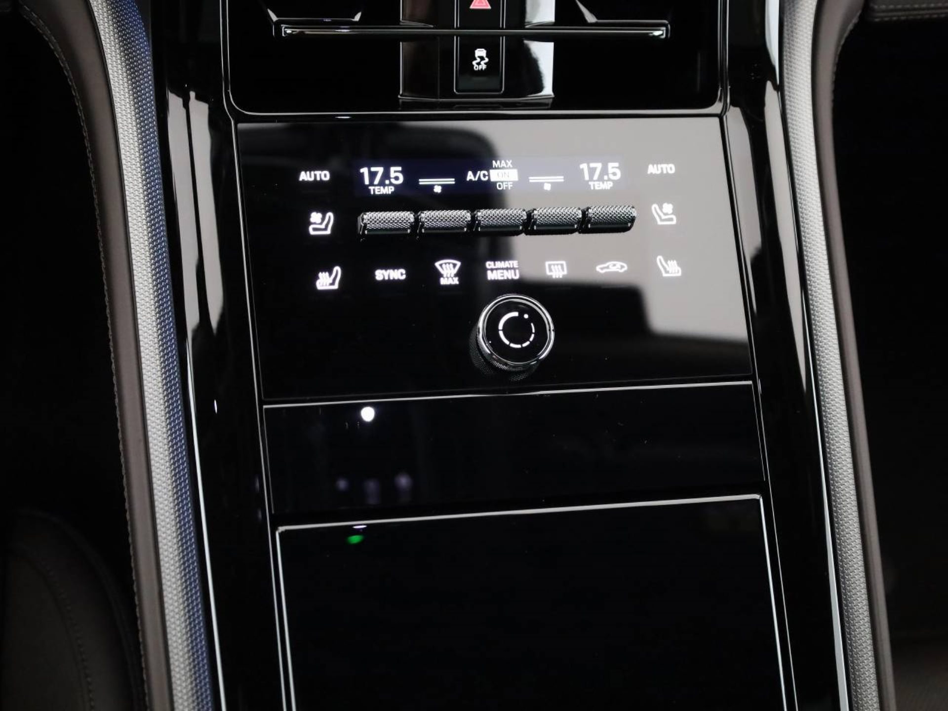 PORSCHE Panamera 4S E-Hybrid-image-18