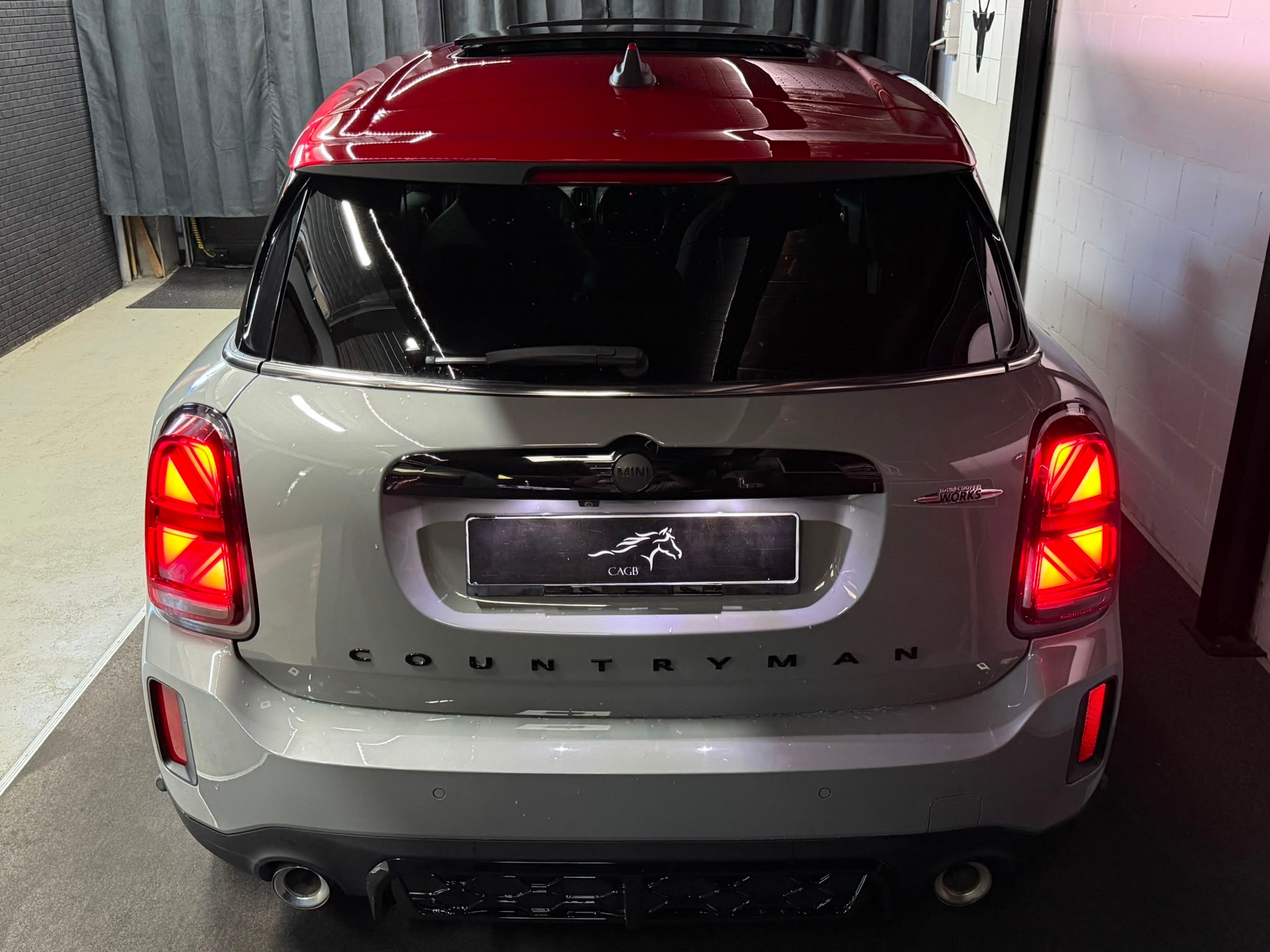 MINI Countryman John Cooper Works ALL4 Steptronic / Ch-Auto / Panoramadach / Driving Assistant / Harman-Kardon /-image-5