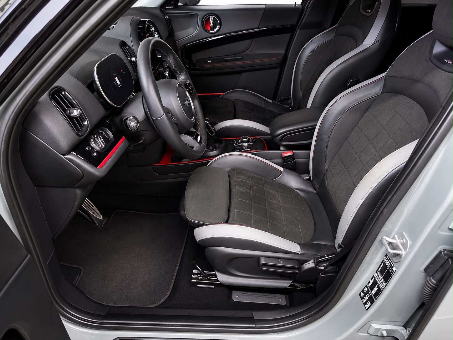 MINI Countryman John Cooper Works ALL4 Steptronic / Ch-Auto / Panoramadach / Driving Assistant / Harman-Kardon /-image-9