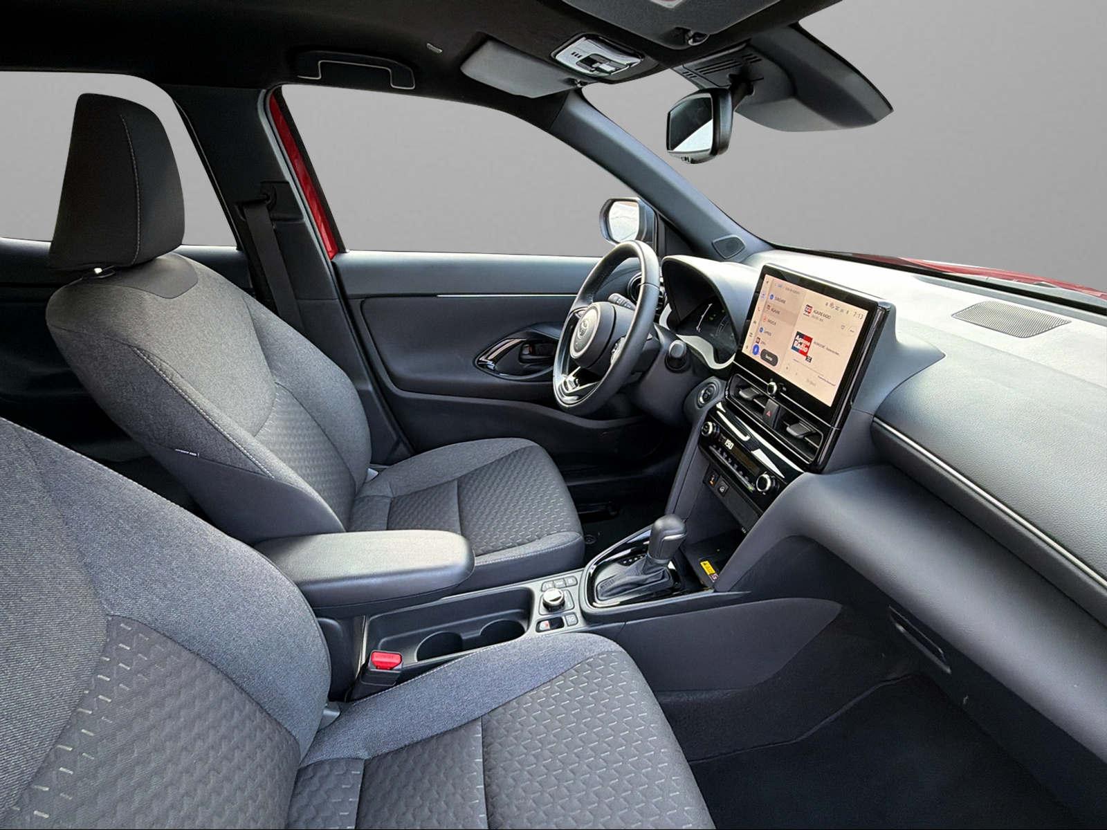 TOYOTA Yaris Cross 1.5 VVT-i HSD Trend AWD-i-image-6