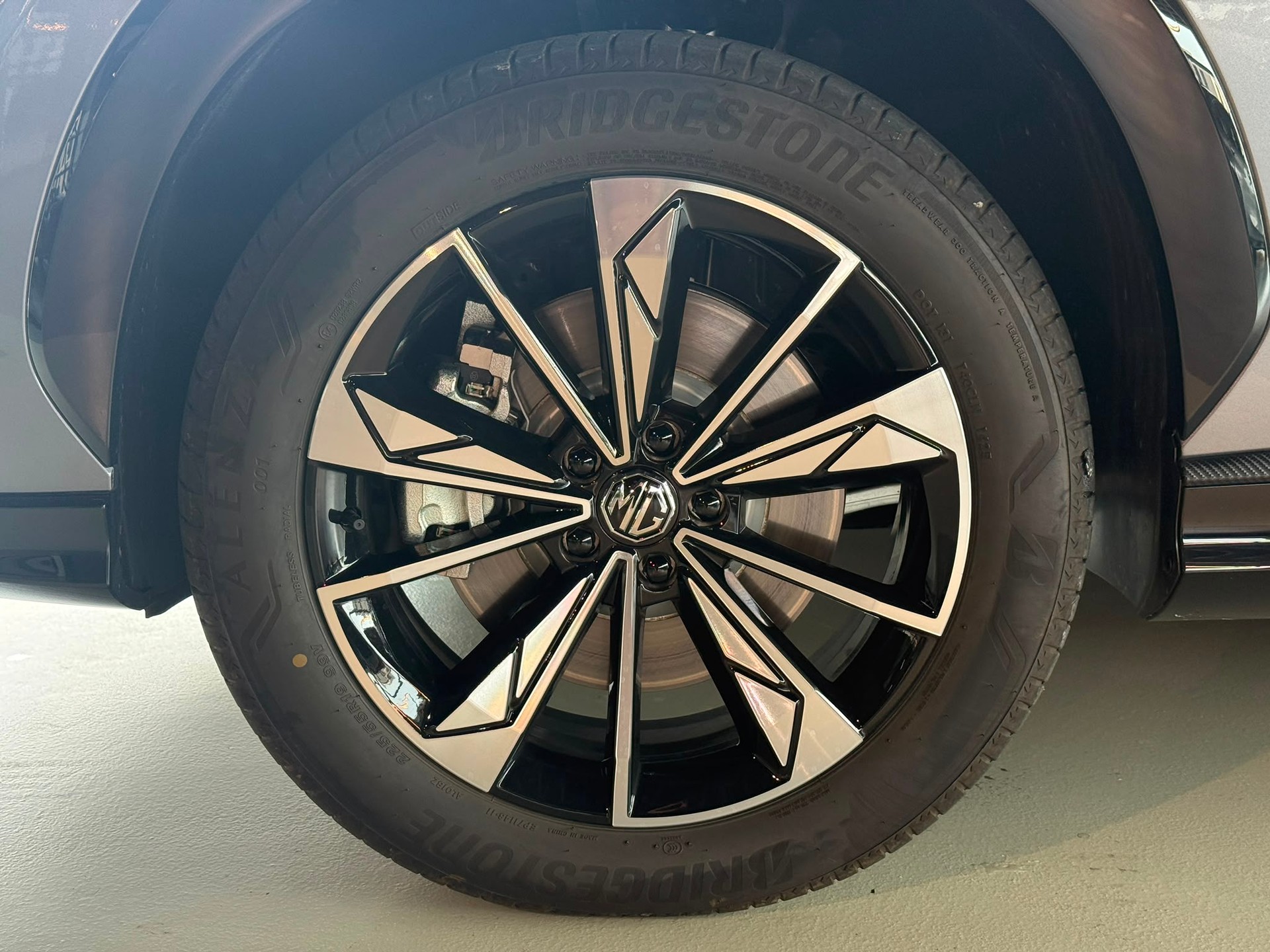 MG HS 1.5 T HEV Luxury-image-22