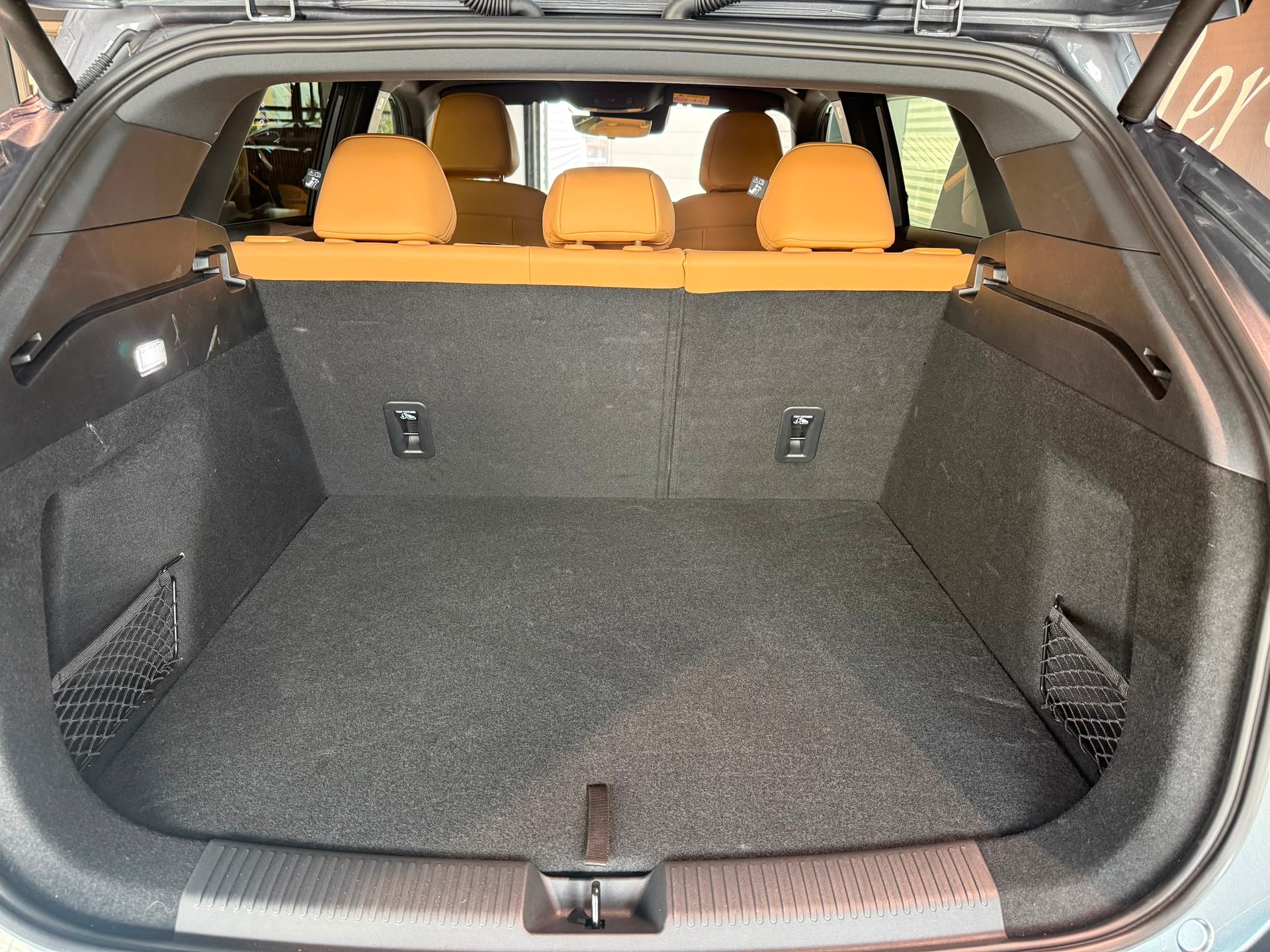 MG HS 1.5 T HEV Luxury-image-23