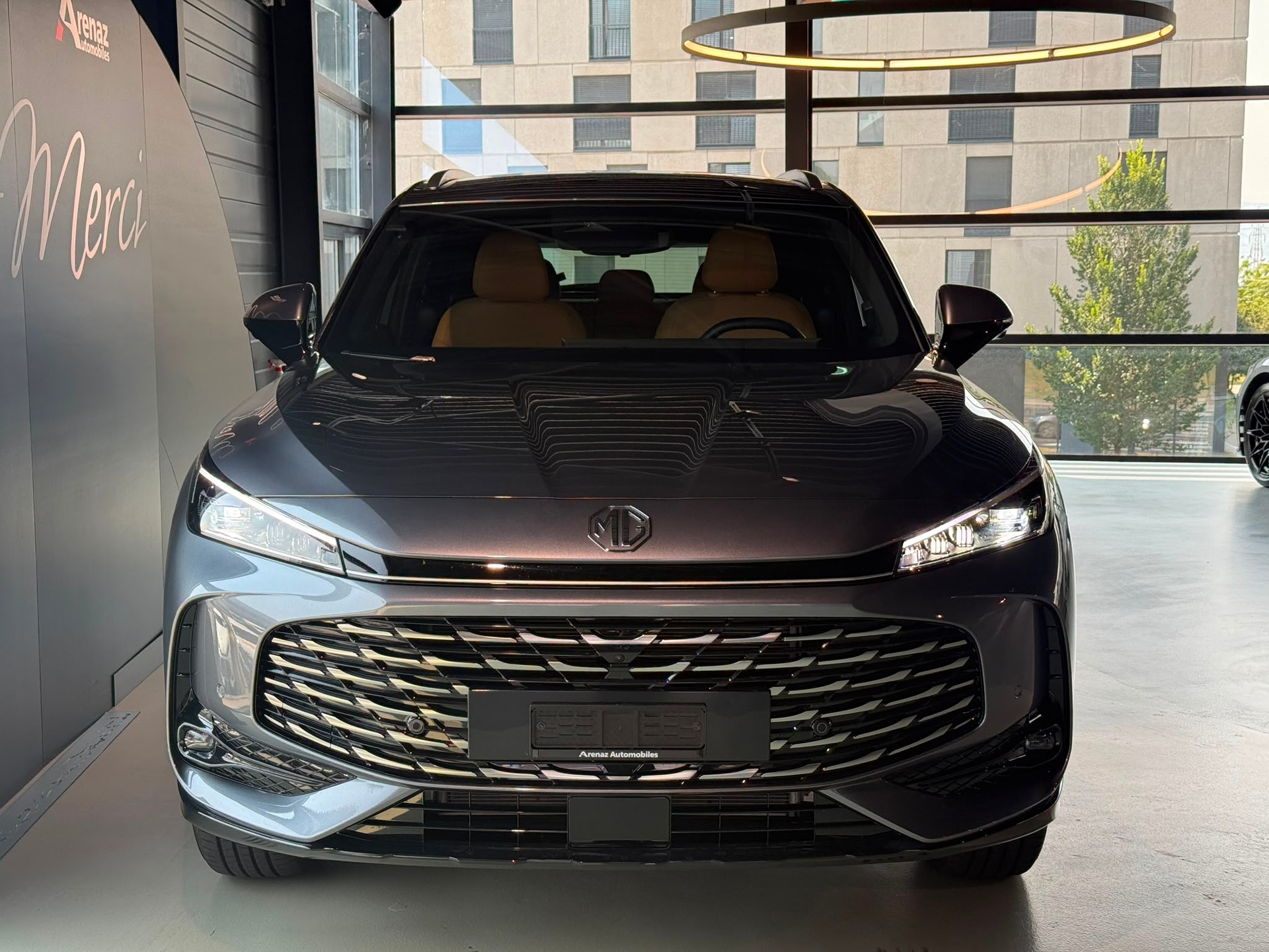 MG HS 1.5 T HEV Luxury-image-2