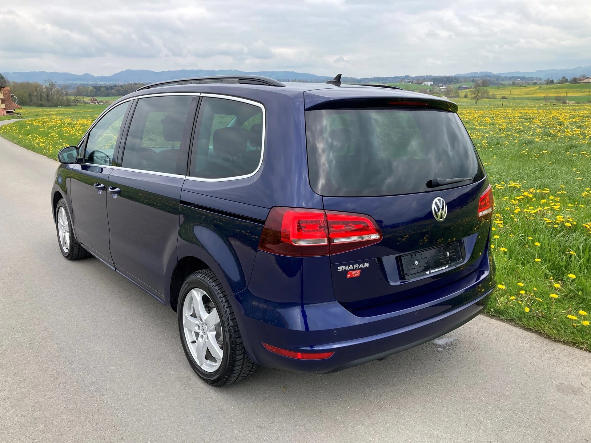 VW Sharan 2.0 TDI BMT Comfortline DSG 7 Sitzer-image-3