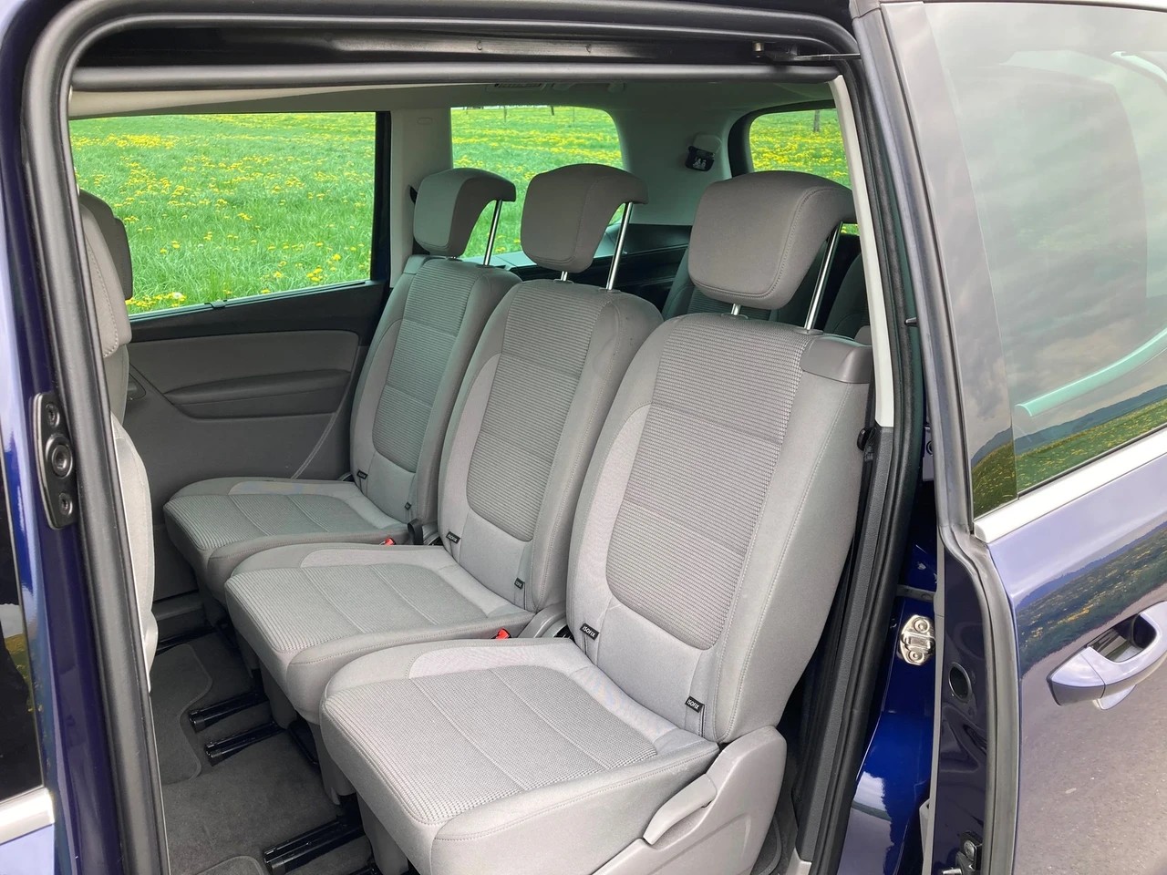 VW Sharan 2.0 TDI BMT Comfortline DSG 7 Sitzer-image-7