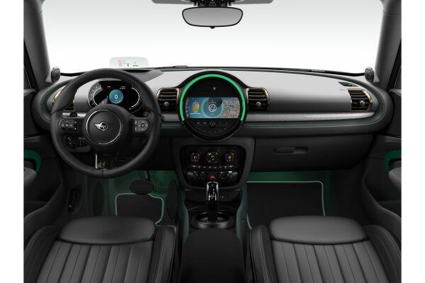 MINI Clubman 2.0i Cooper S ALL4-image-5