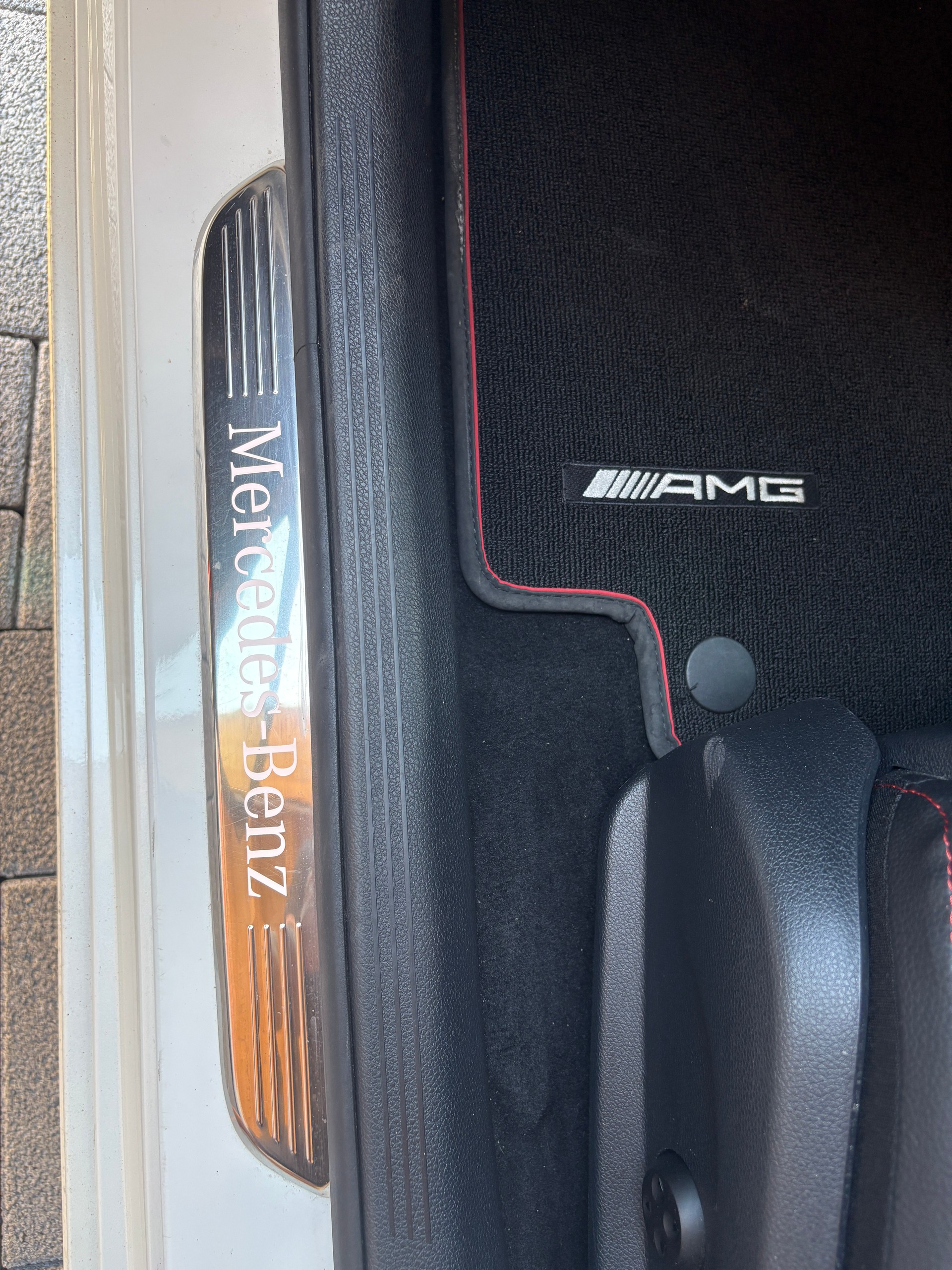 MERCEDES-BENZ C 450 AMG 4matic-image-4