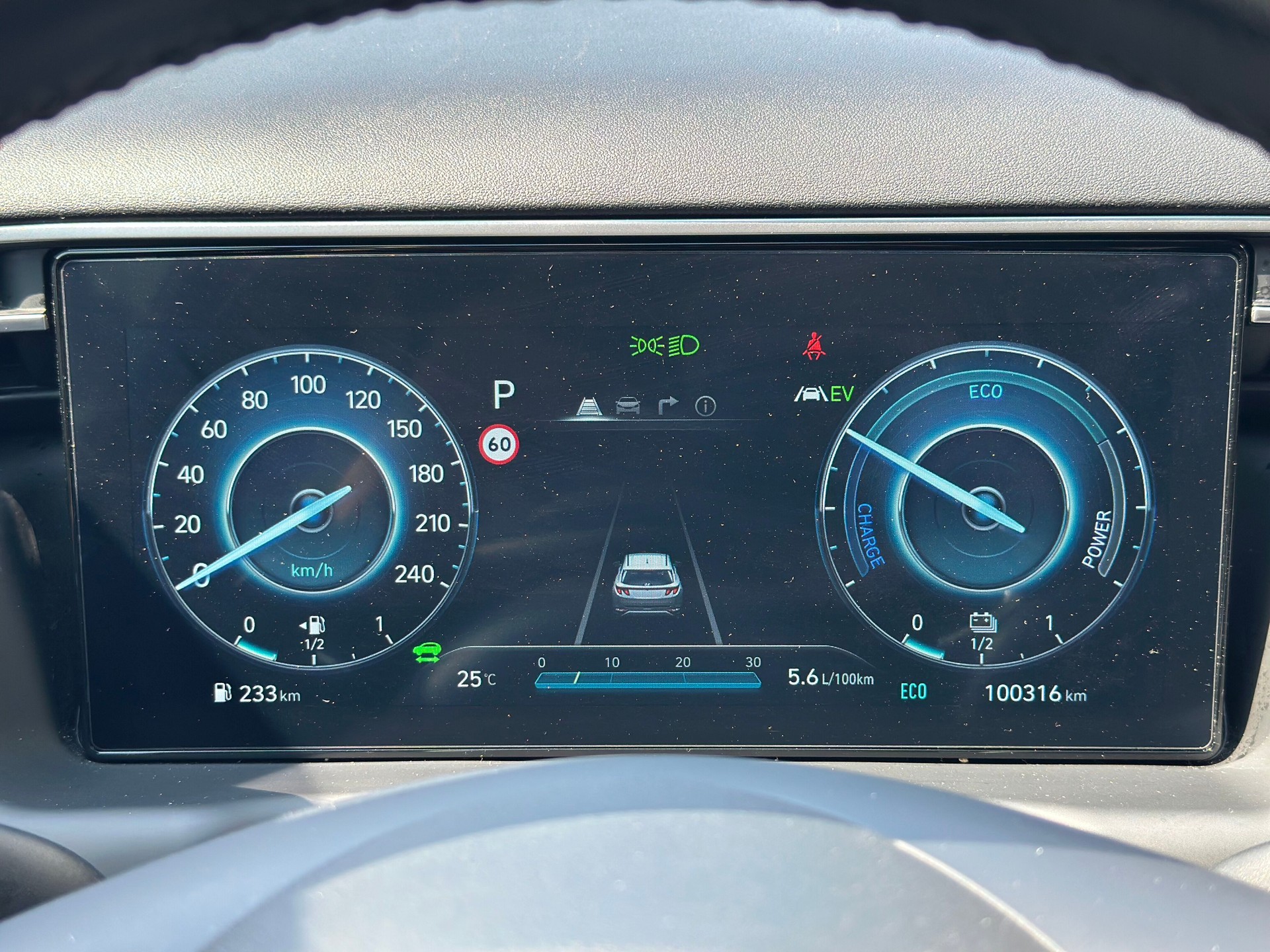 HYUNDAI Tucson 1.6 TGDI HEV Amplia 2WD-image-13