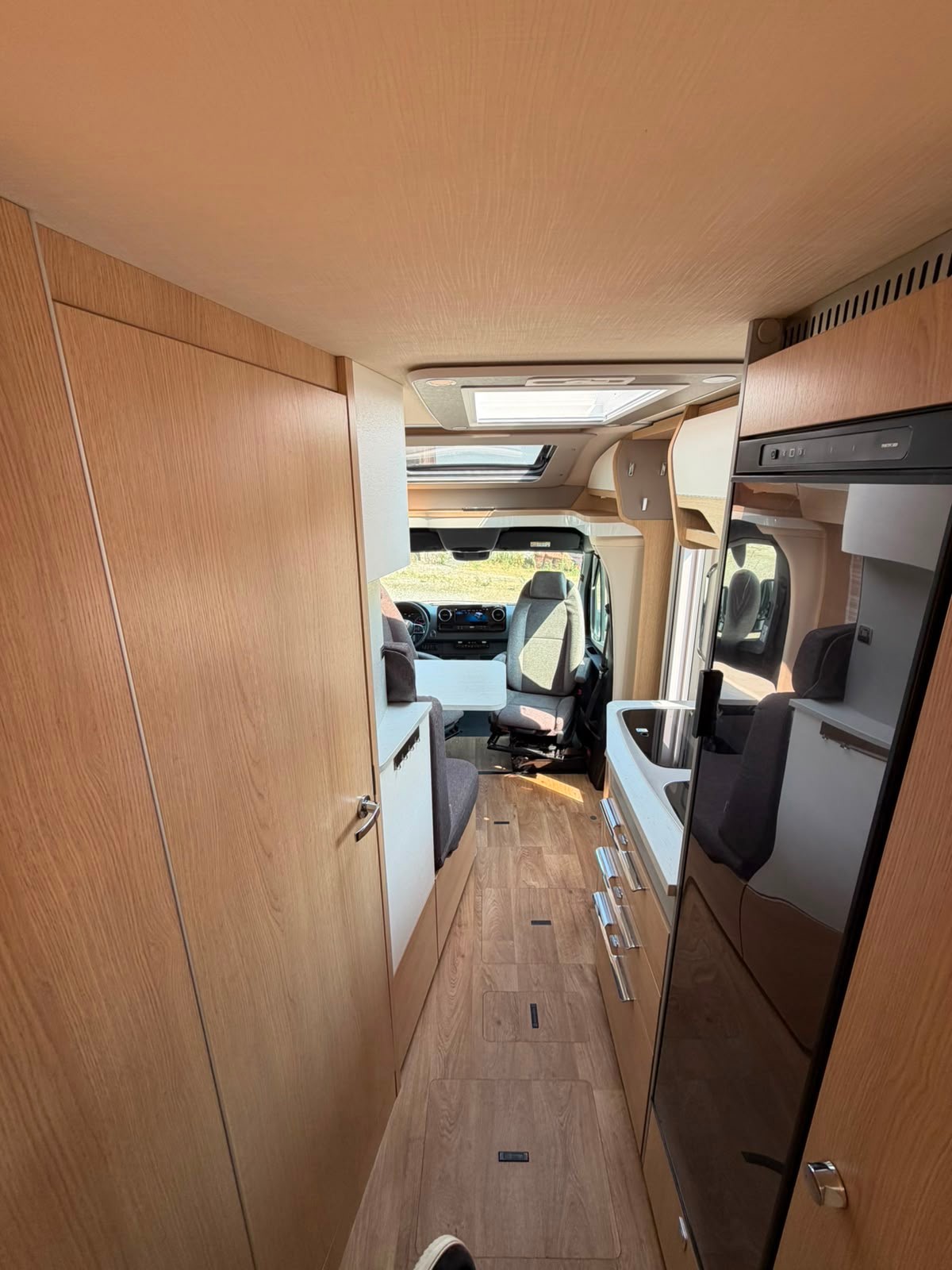 MERCEDES-BENZ ***HYMER BMC 580MC***AUTOMAT 9G-TRONIC ***170PS***LÄNGSBETT***NEUWERTIGER-ZUSTAND***VOLL-LED-SCHEINWERFER***-image-24