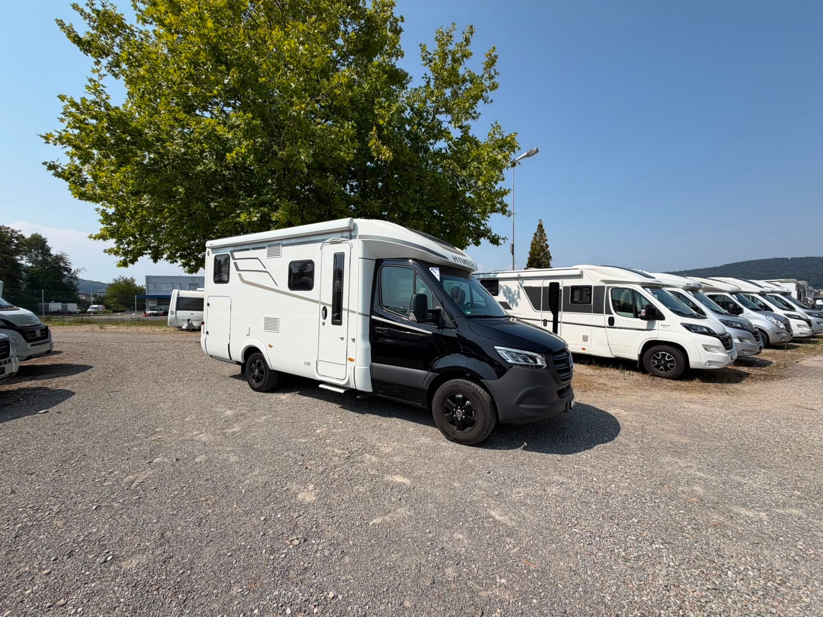 MERCEDES-BENZ ***HYMER BMC 580MC***AUTOMAT 9G-TRONIC ***170PS***LÄNGSBETT***NEUWERTIGER-ZUSTAND***VOLL-LED-SCHEINWERFER***-image-1