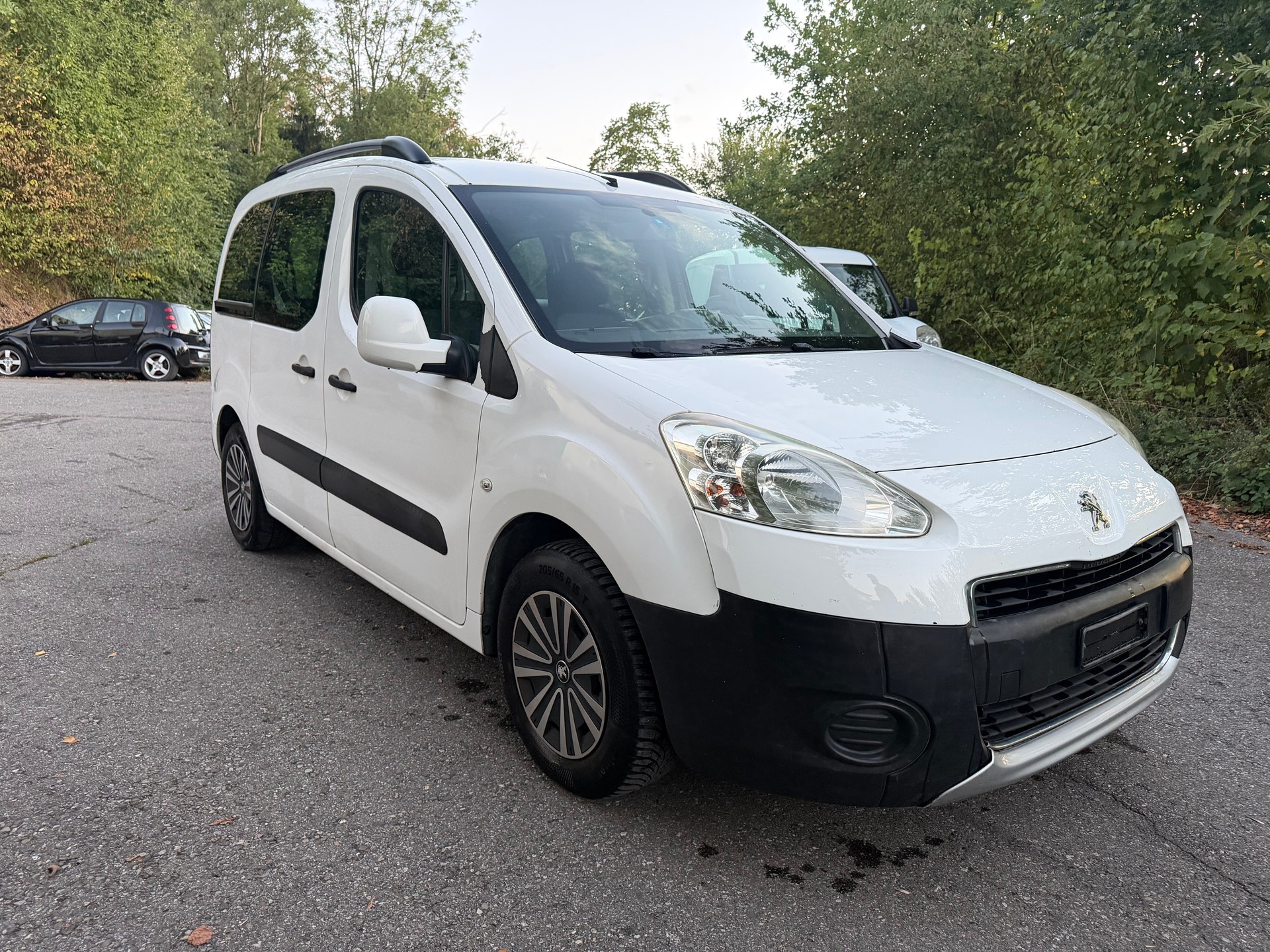 PEUGEOT Partner 1.6 e-HDI Active-image-0