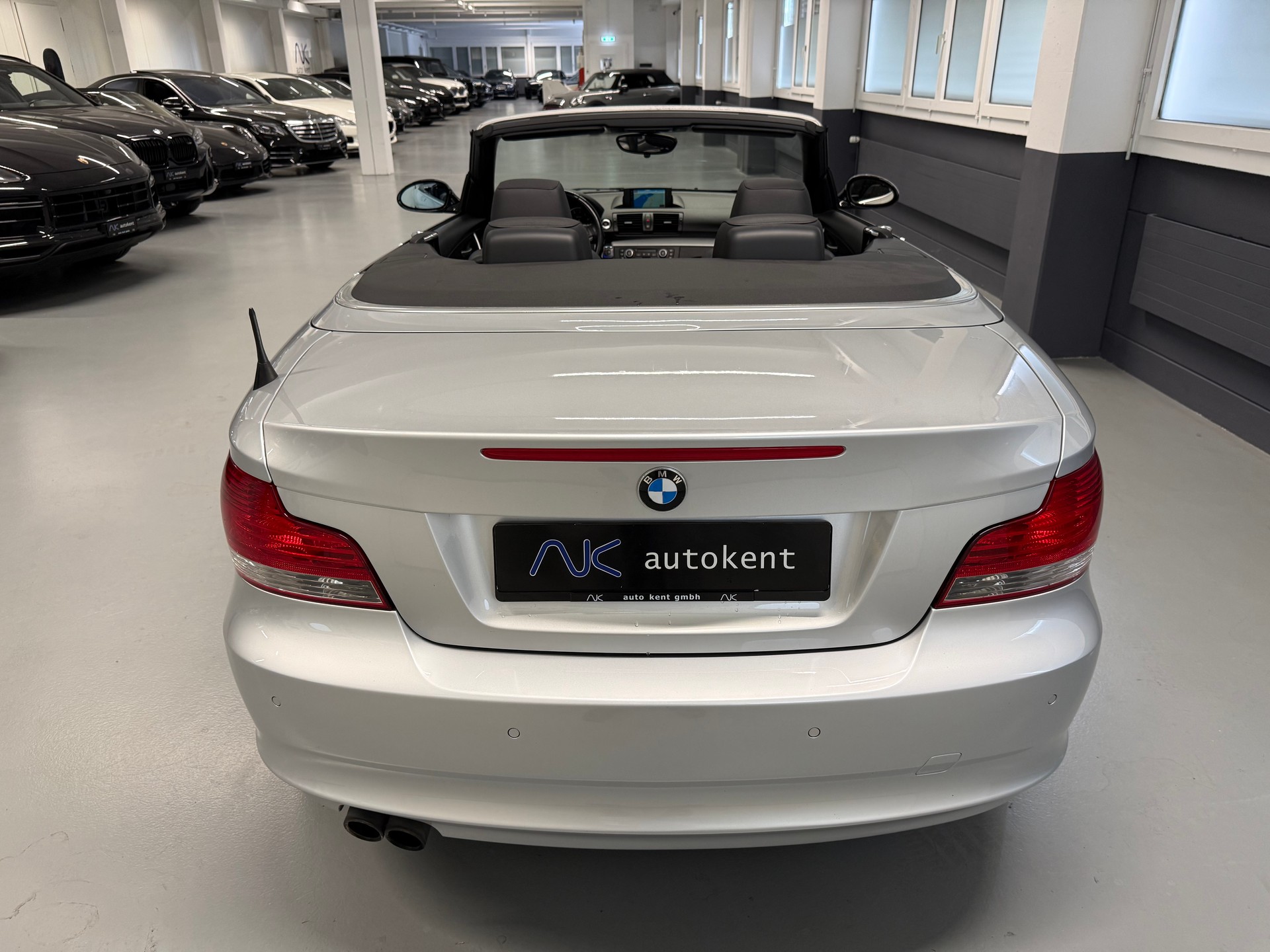 BMW 125i Cabrio Steptronic-image-4