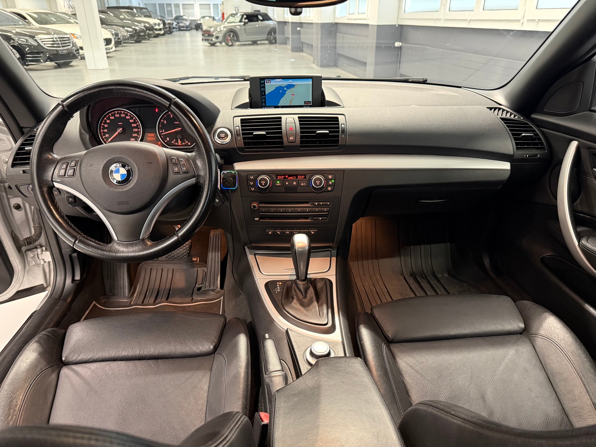 BMW 125i Cabrio Steptronic-image-23