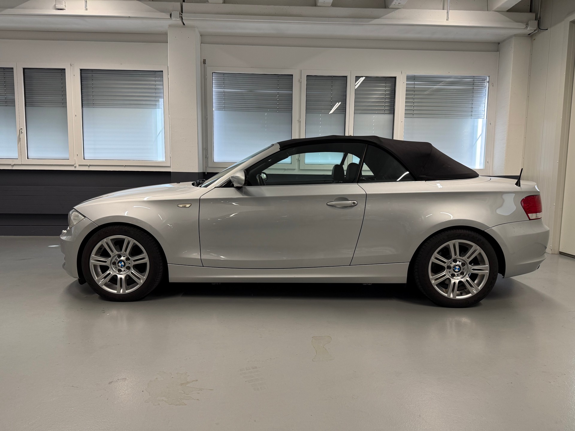 BMW 125i Cabrio Steptronic-image-9