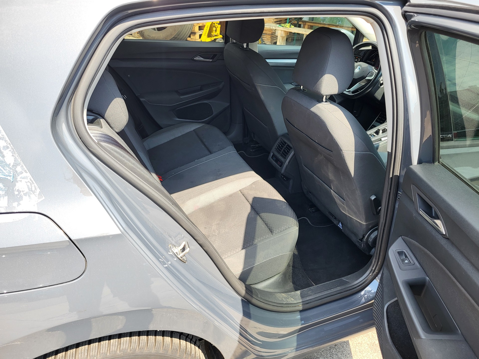 VW Golf 1.5 eTSI mHEV ACT Style DSG-image-5