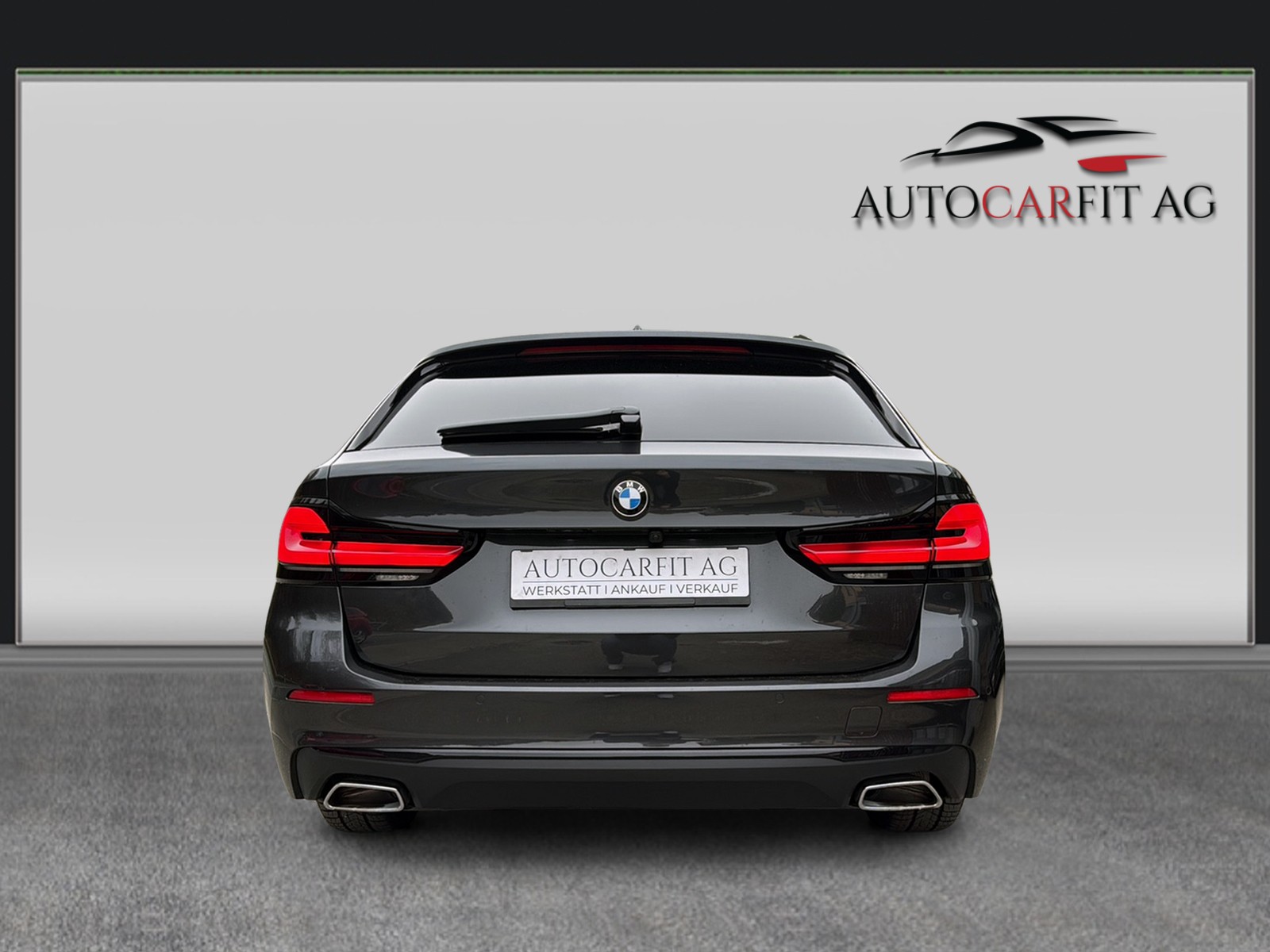 BMW 520d xDrive 48V Touring Steptronic-image-5