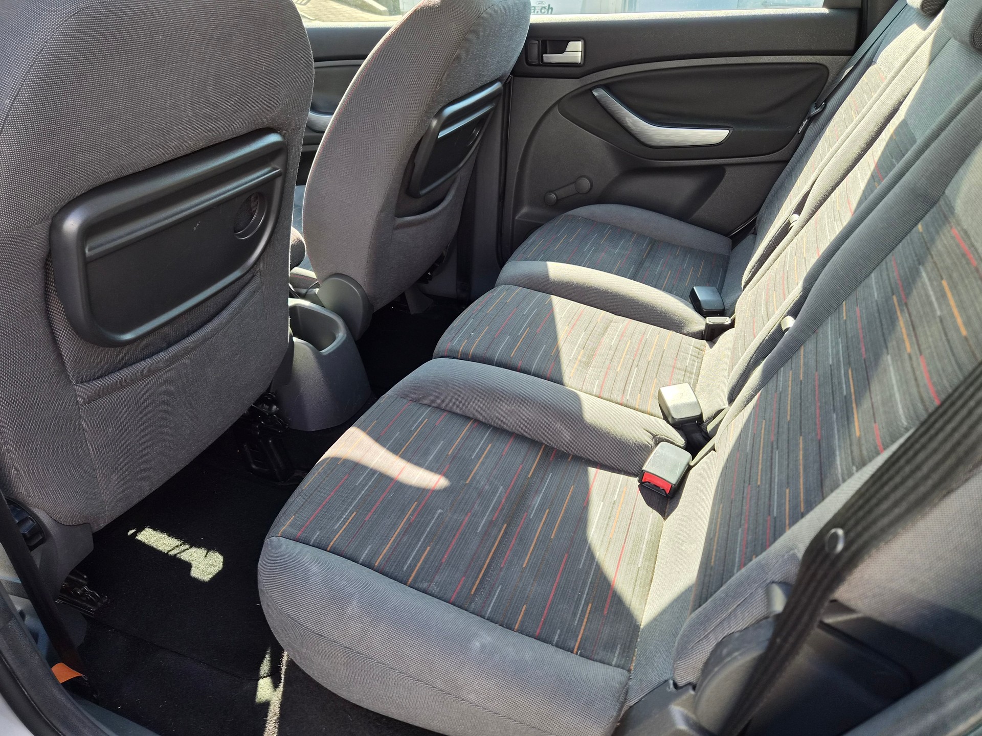FORD C-Max 1.8 Flexifuel Carving-image-6