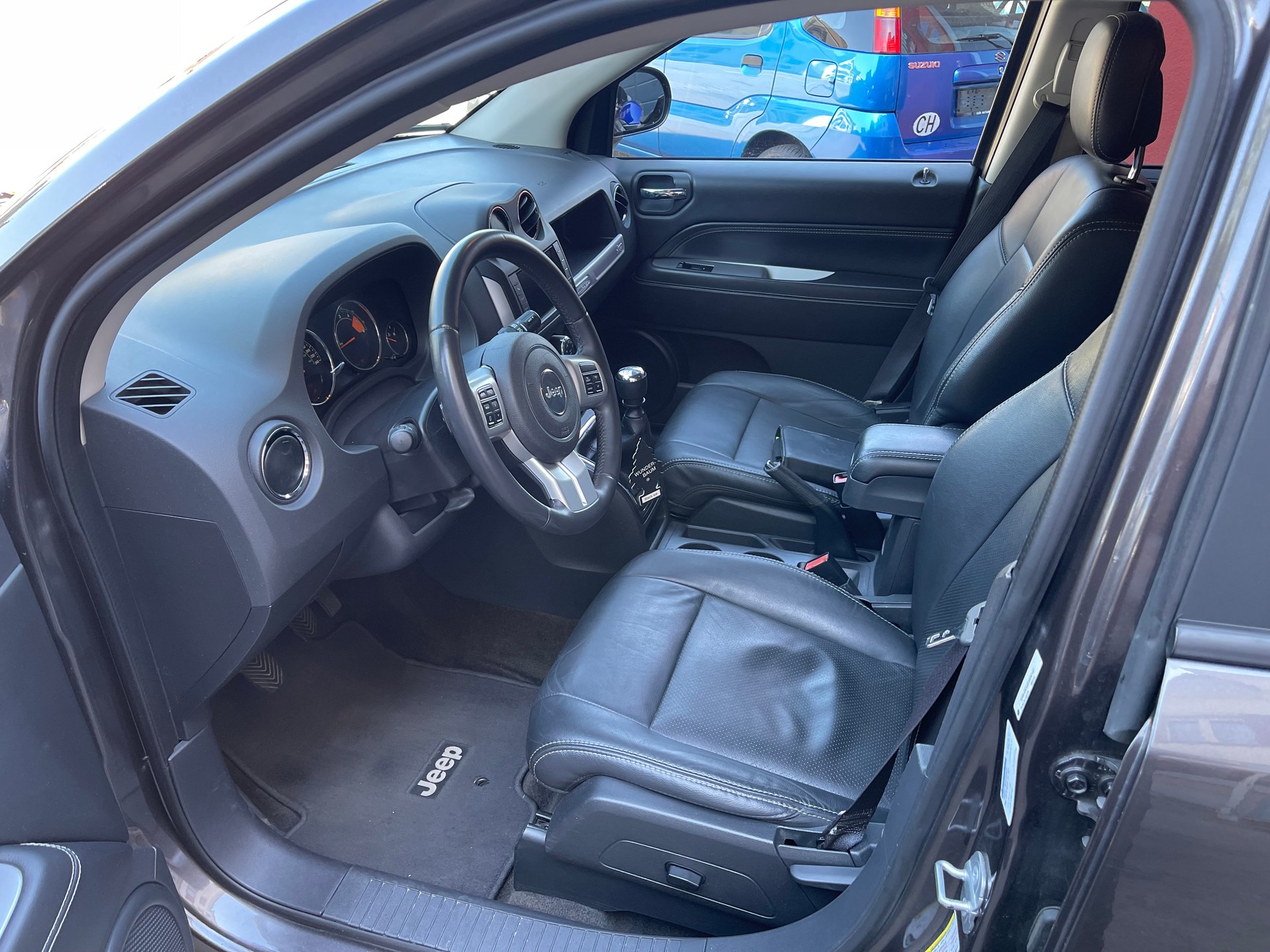 JEEP Compass 2.2 CRD Limited-image-8