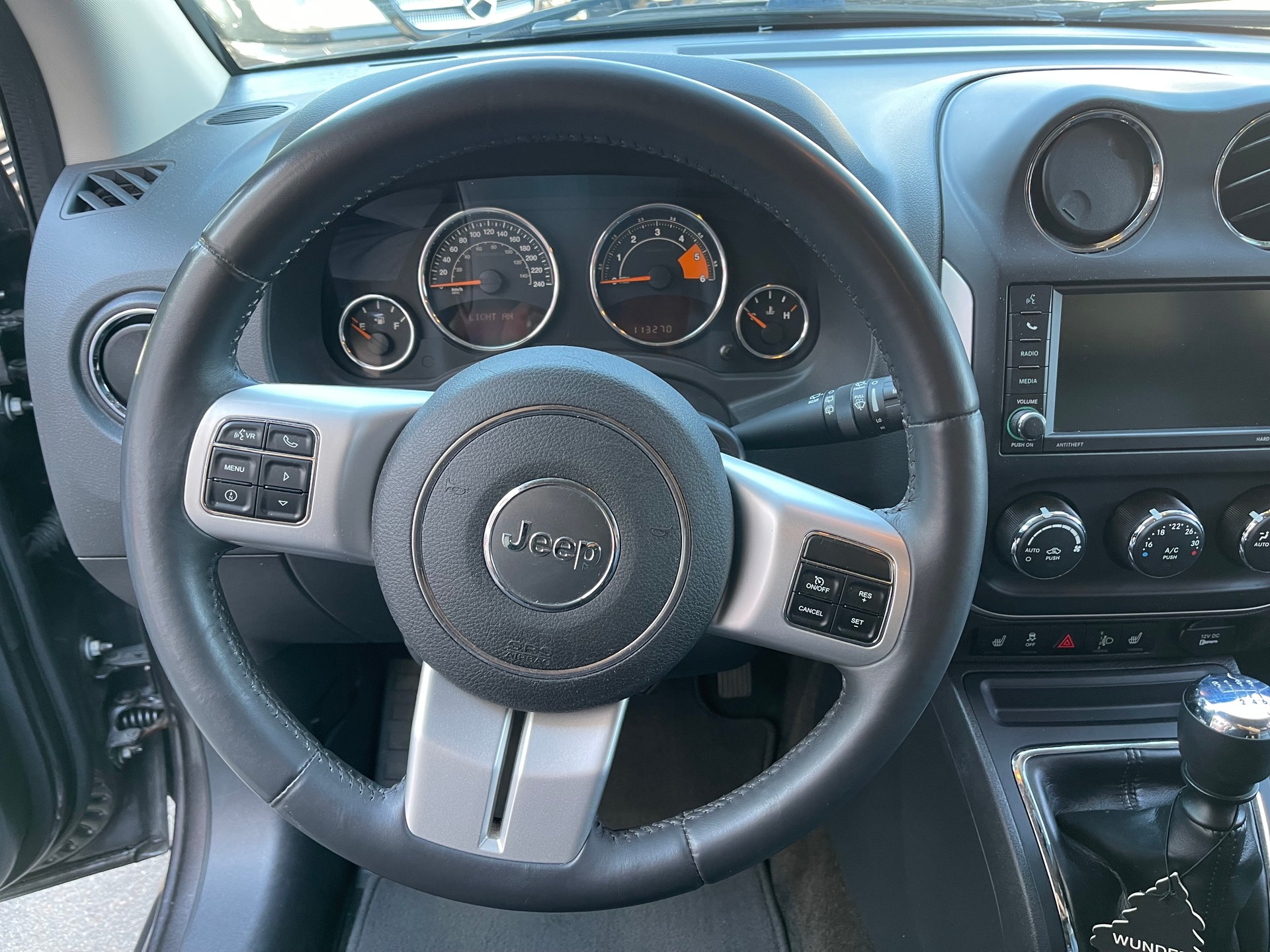 JEEP Compass 2.2 CRD Limited-image-12