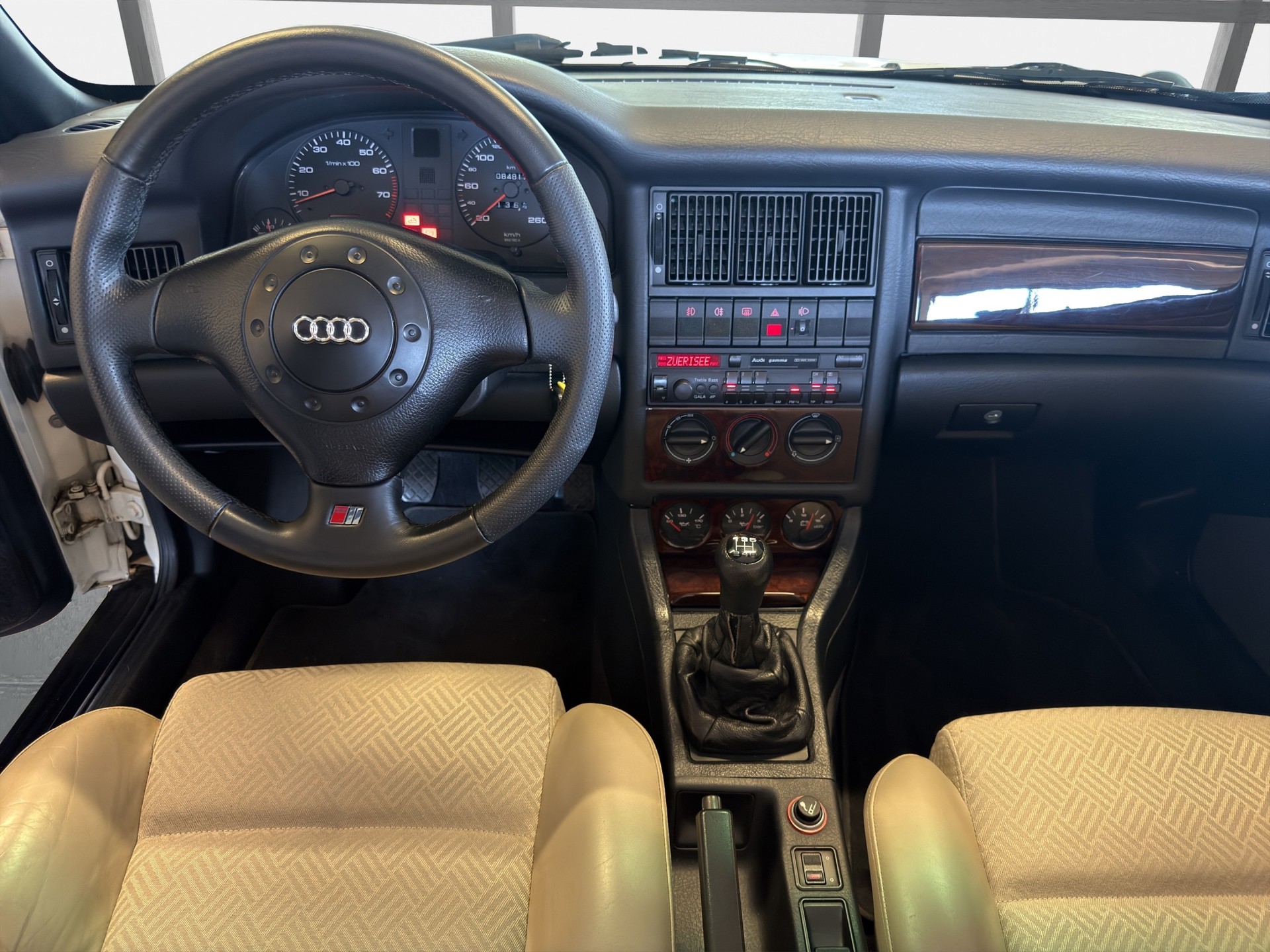 AUDI Cabriolet 2.8 E*174 PS*EXKLUSIVE FAHRZEUG*TOP ZUSTAND*NUR 85000 KM*-image-7