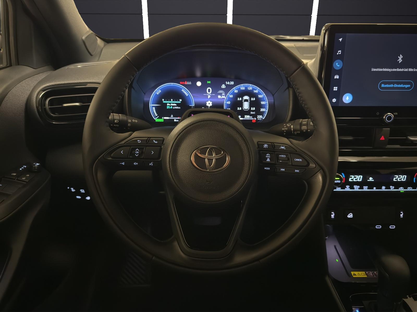 TOYOTA Yaris Cross 1.5 VVT-i HSD Premium AWD-i-image-12