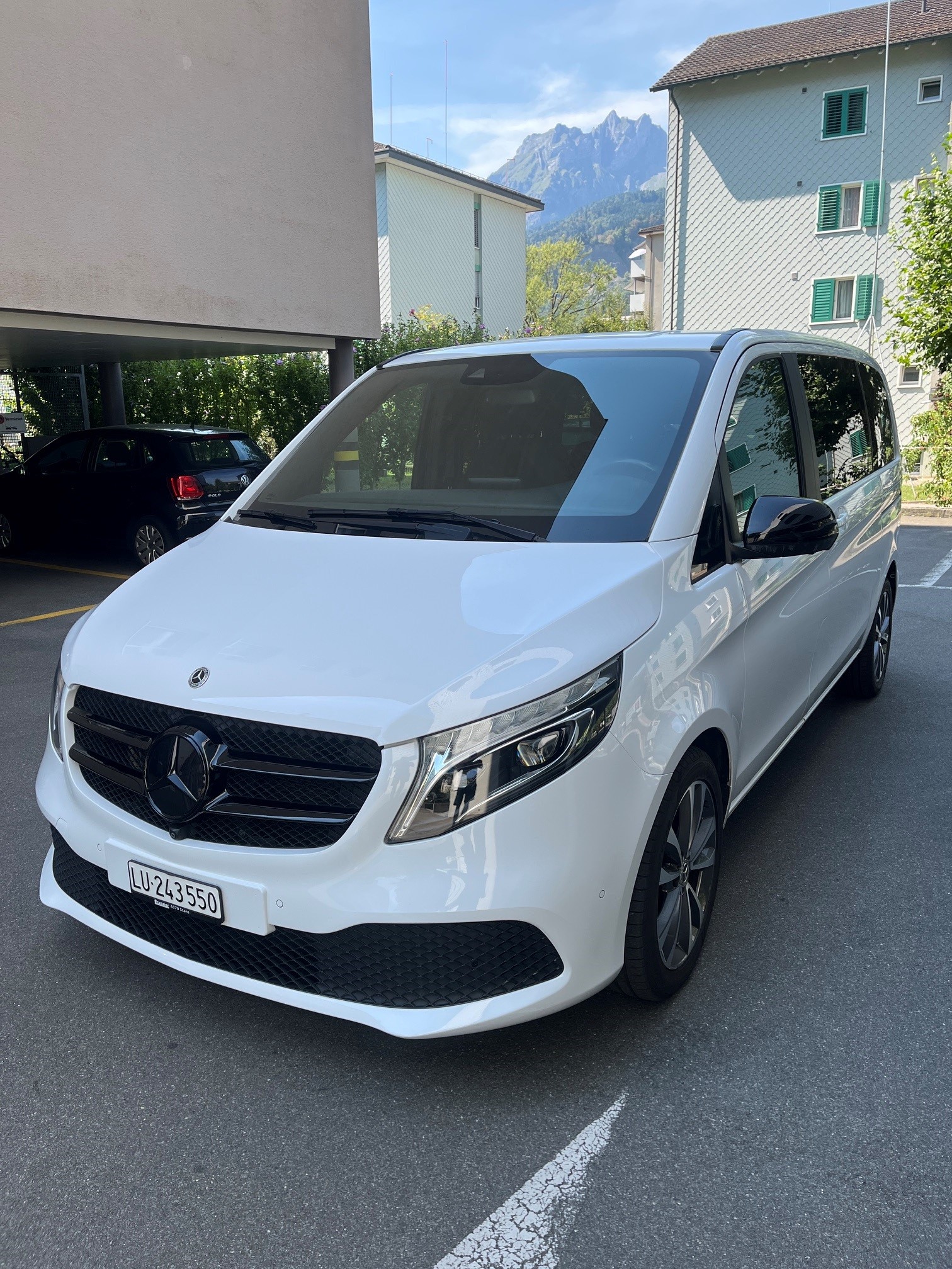 MERCEDES-BENZ V 250 d kurz-image-0