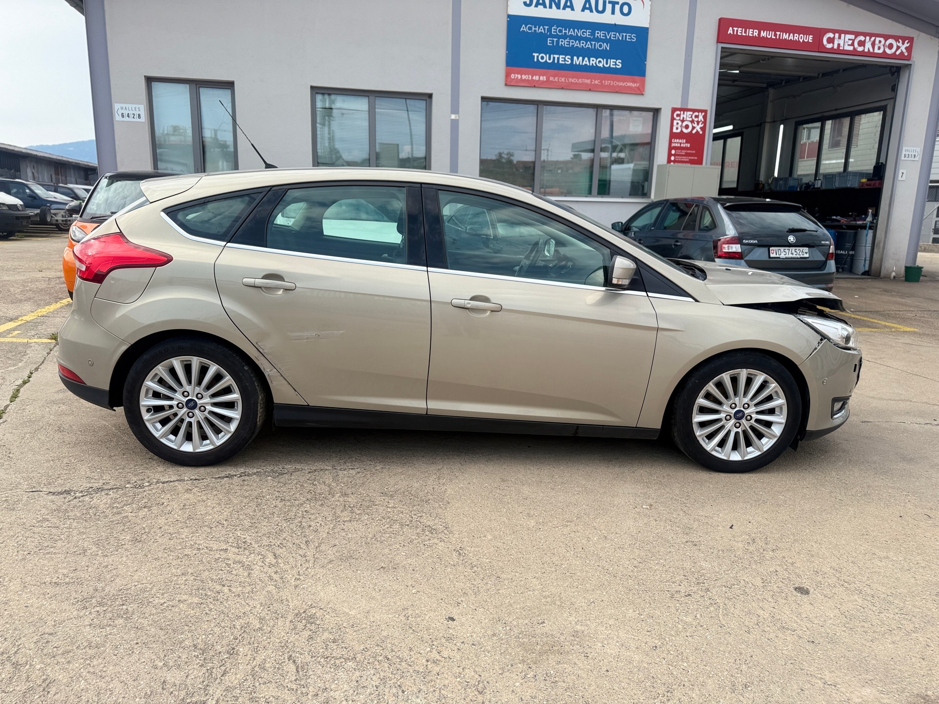 FORD Focus 2.0 TDCi Business Powershift-image-11