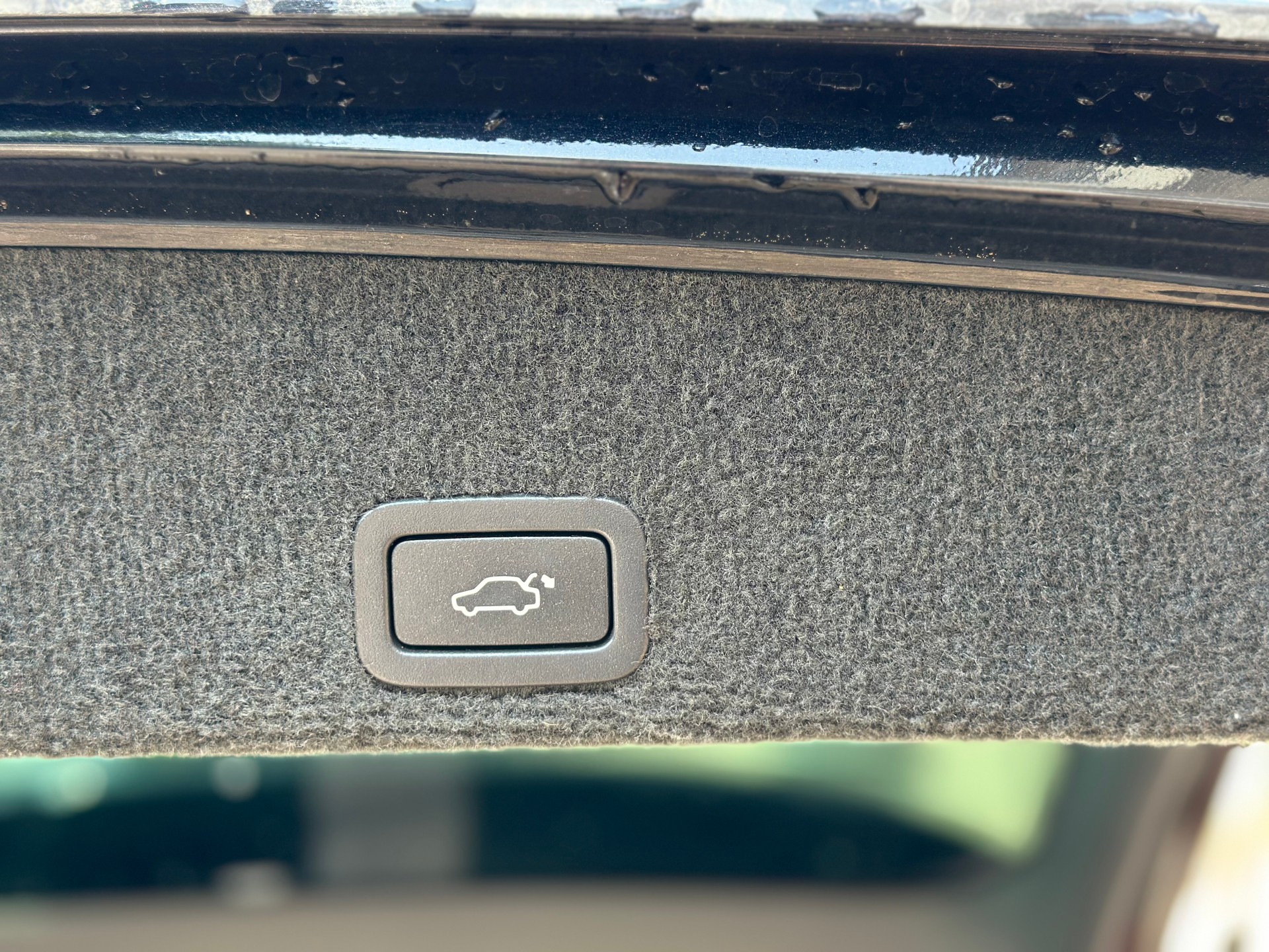 VOLVO XC60 D3 AWD Momentum Geartronic-image-6