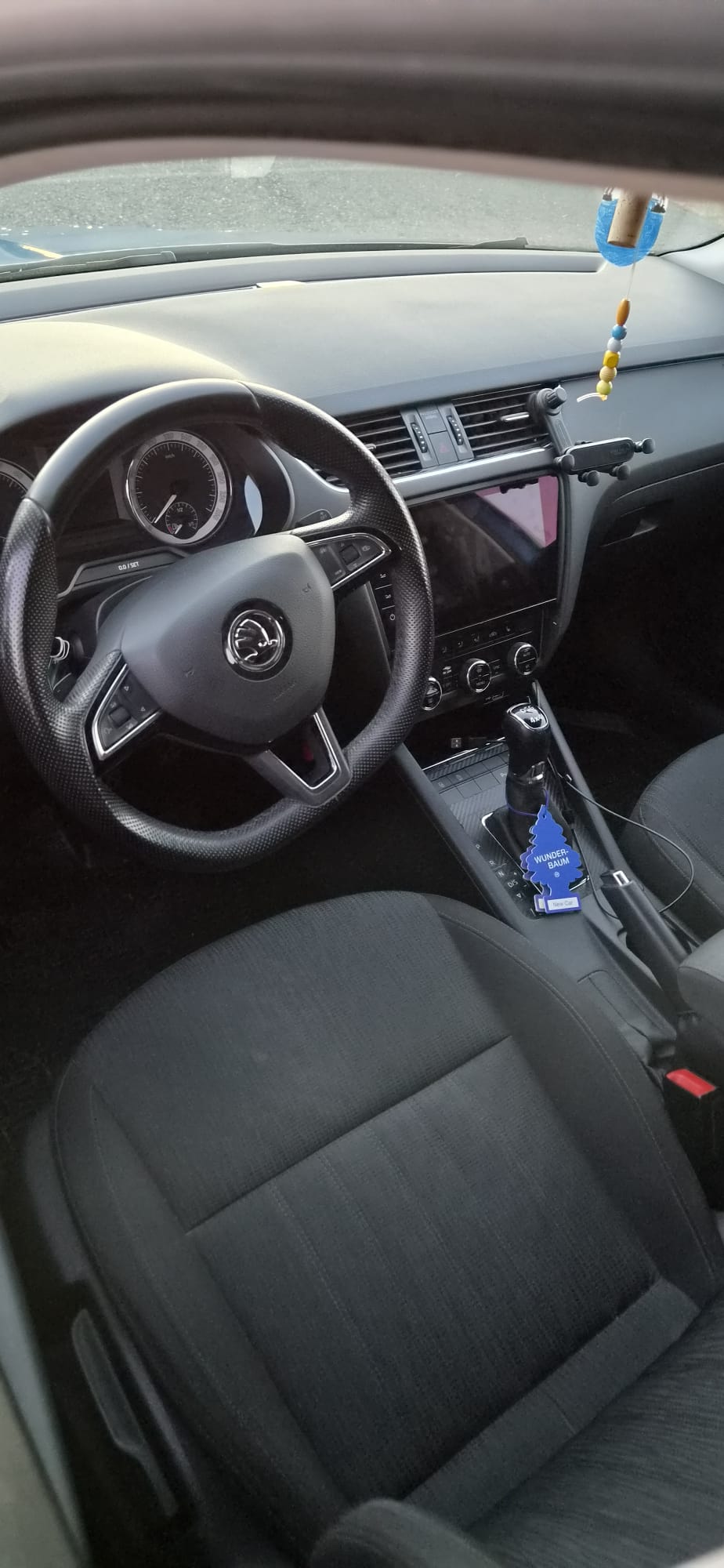 SKODA Octavia Combi 2.0 TDI Style 4x4 DSG-image-4