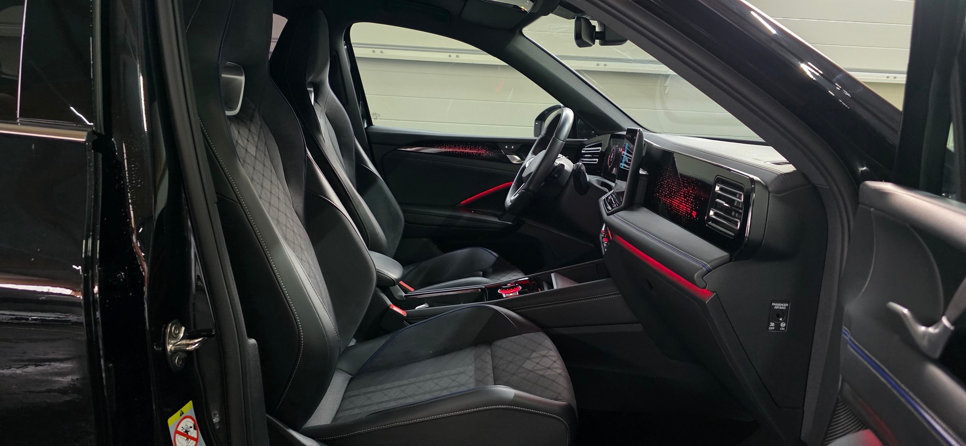 VW Tiguan 2.0 TDI SCR R-Line 4Motion DSG *360°Kamera*Sitz-&Lenkradheizung*Massagefunktion*ACC&Spurhalteassistent*Parkassistent*-image-25