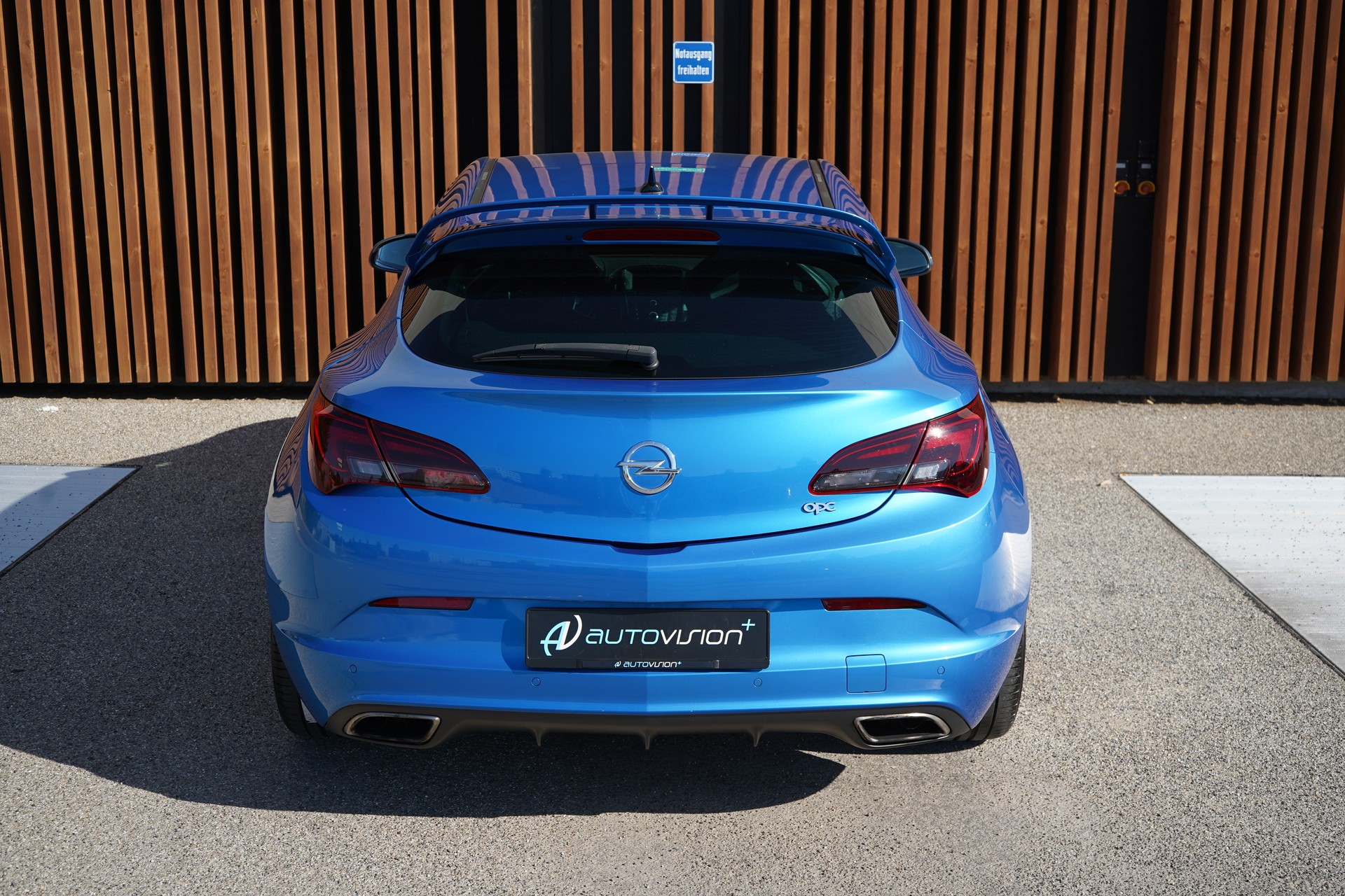 OPEL ASTRA GTC 2.0i 16V TURBO OPC l 280 PS-image-15