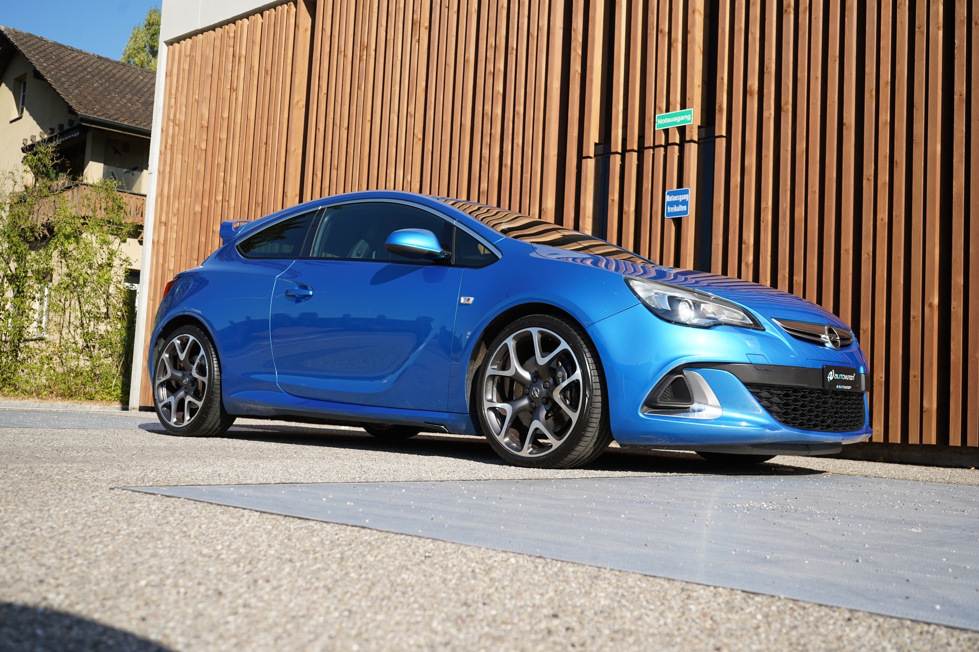 OPEL ASTRA GTC 2.0i 16V TURBO OPC l 280 PS-image-7