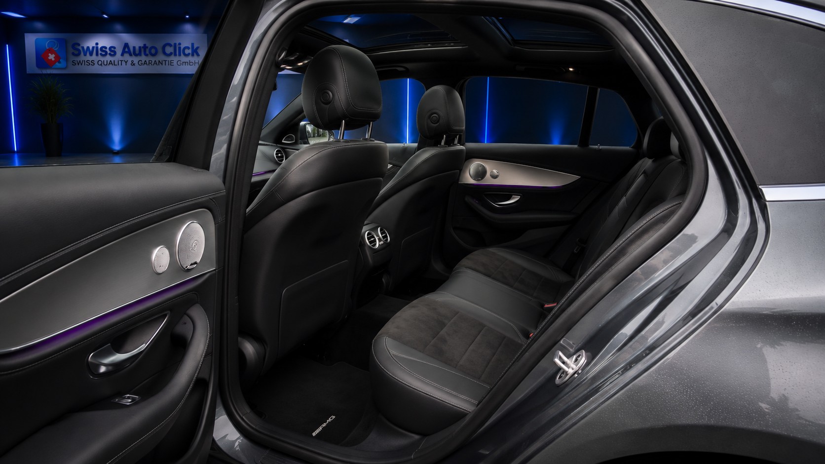 MERCEDES-BENZ E 200 AMG Line 4 Matic 9G-Tronic-image-9