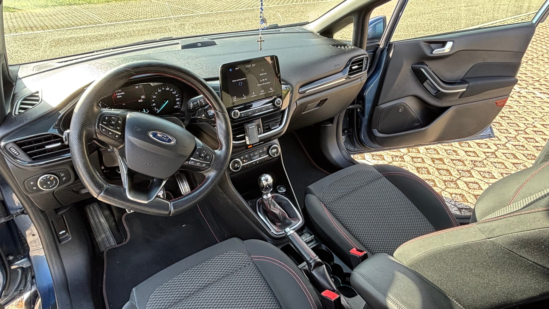 FORD 1.0 EcoB 140 ST-Line-image-4