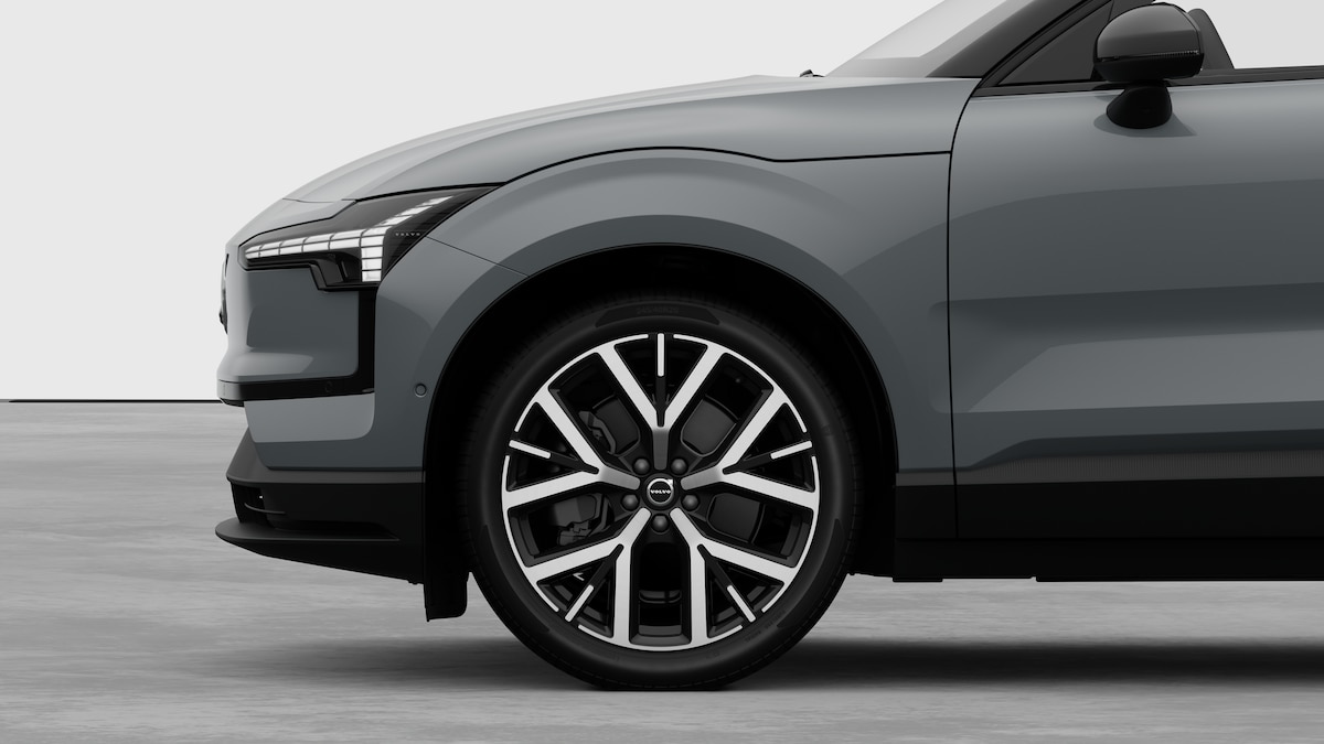 VOLVO EX30 E60 Twin Ultra Performance AWD-image-7