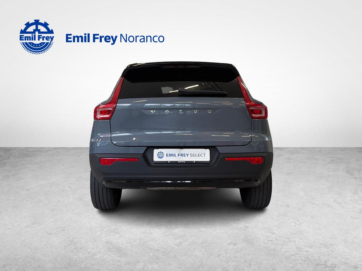 VOLVO XC40 2.0 B4 MH R-Design AWD - Pedane laterali e garanzia estesa a 7 anni inclusa-image-3
