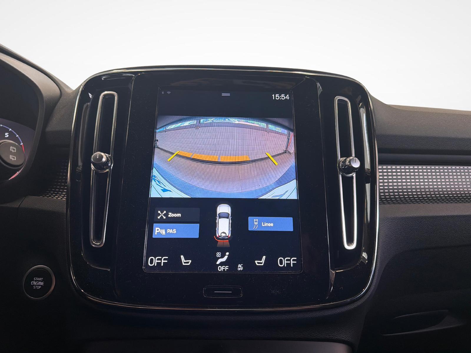 VOLVO XC40 2.0 B4 MH R-Design AWD - Pedane laterali e garanzia estesa a 7 anni inclusa-image-14