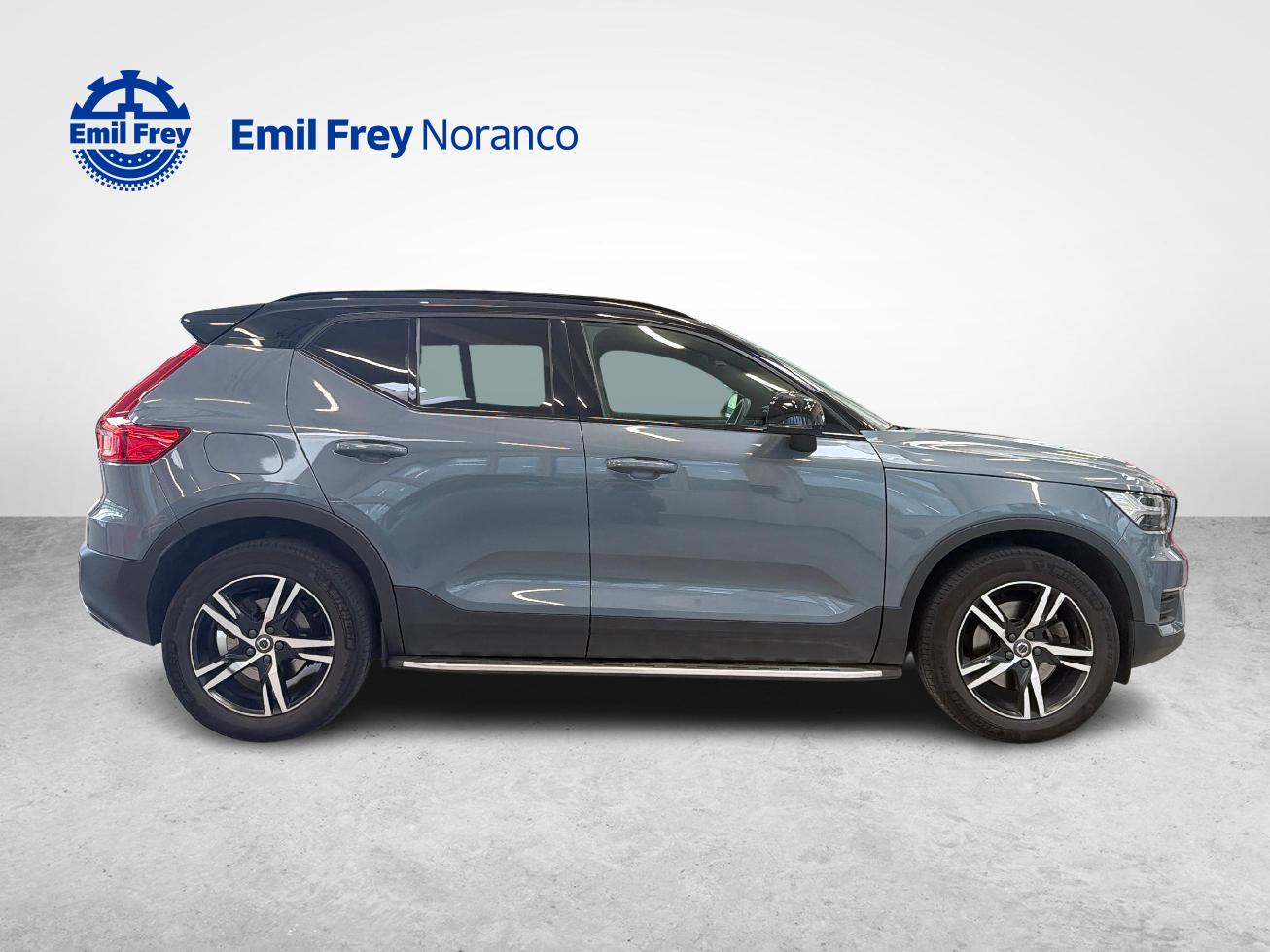VOLVO XC40 2.0 B4 MH R-Design AWD - Pedane laterali e garanzia estesa a 7 anni inclusa-image-5
